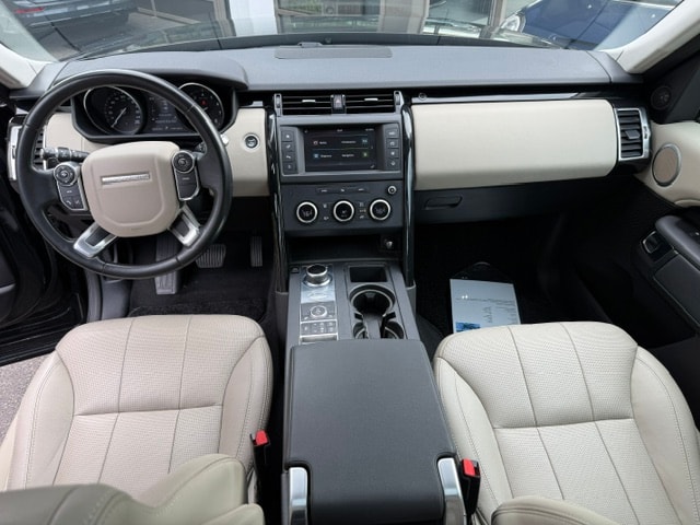 LAND ROVER Discovery 3.0 Si6 SE Automatic-image-10