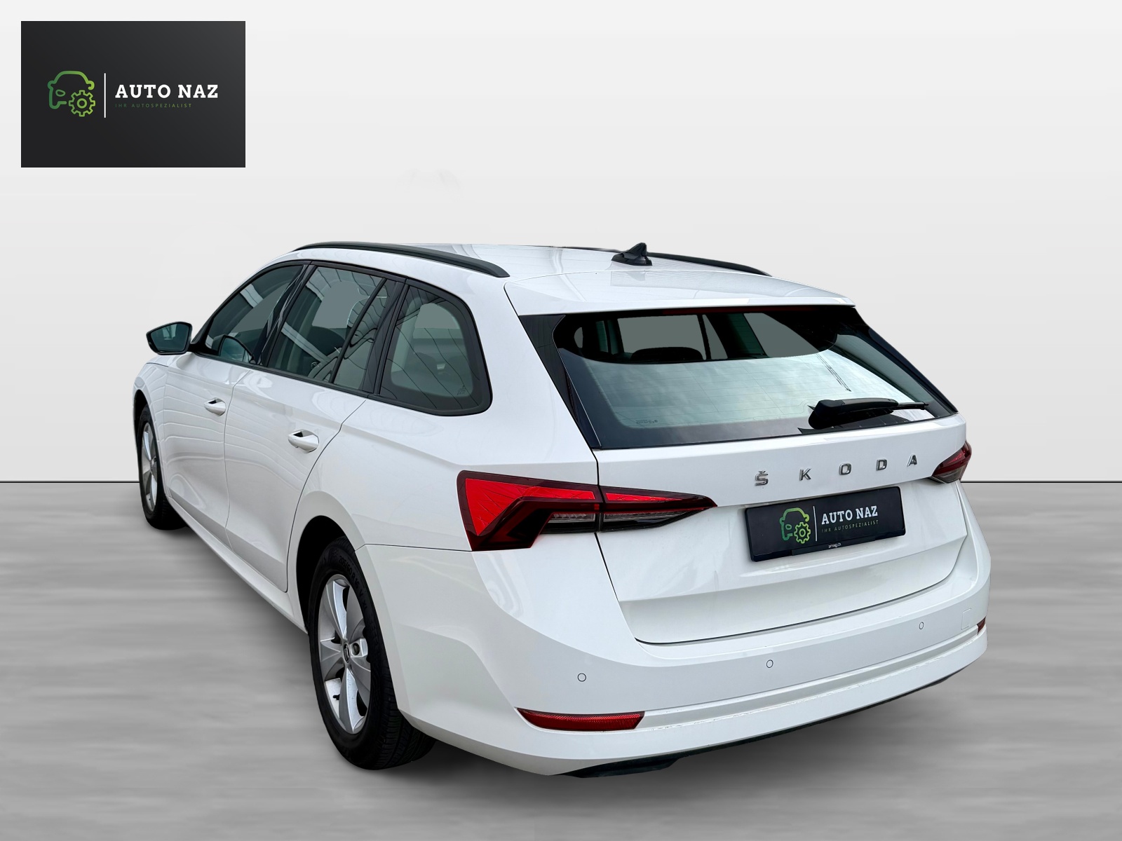 SKODA Octavia Combi 2.0 TDI DSG Ambition**CH-Fahrzeug**Anhängerkupplung**LED-Scheinwerfer**Frisch MFK**12M Garnatie-image-3