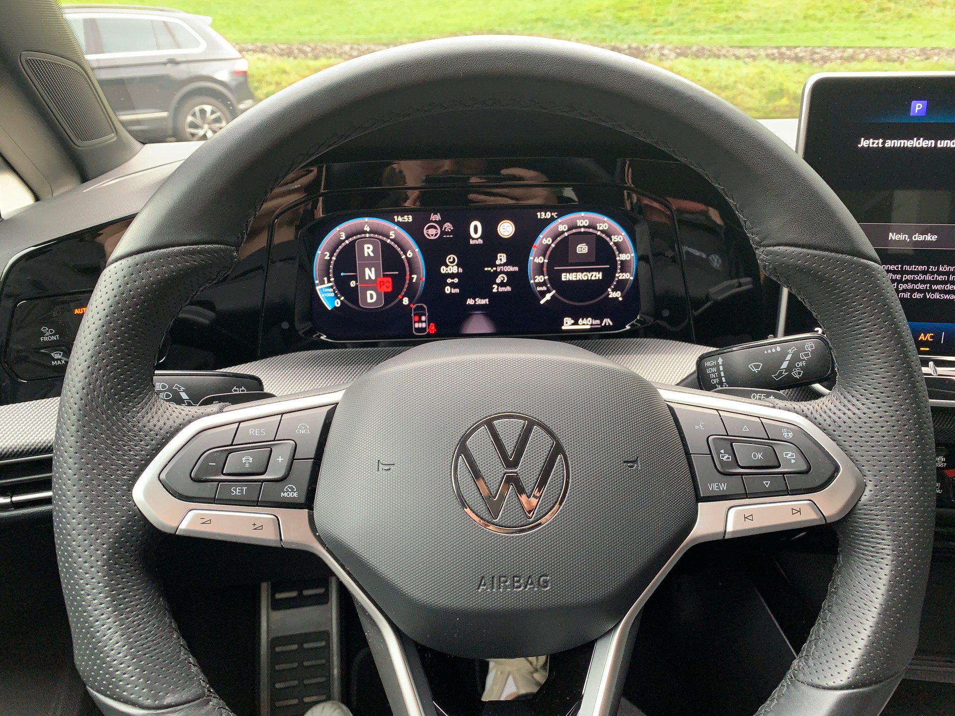 VW Golf 2.0 TSI R-Line DSG 4 Motion-image-10