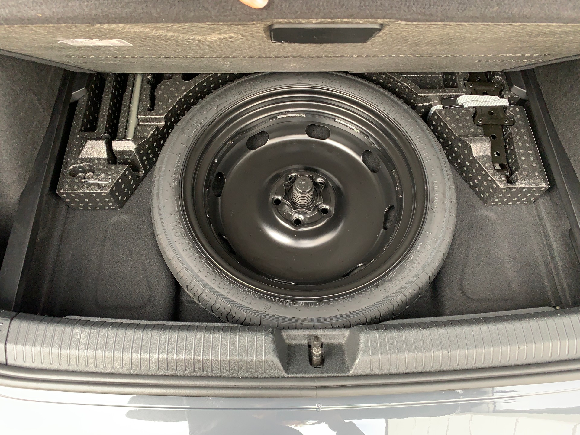 VW Golf 2.0 TSI R-Line DSG 4 Motion-image-17