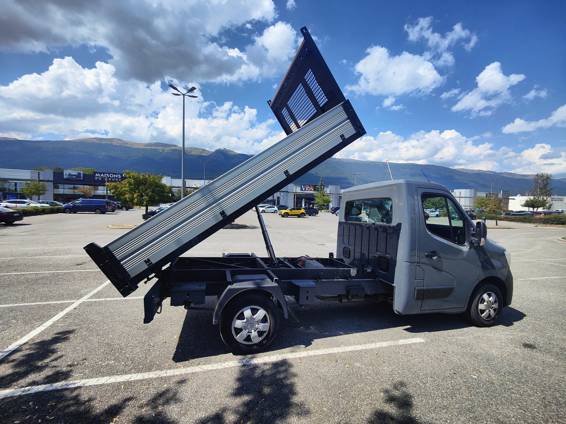 RENAULT 2.3 dCi 135 TwinTurbo-image-5