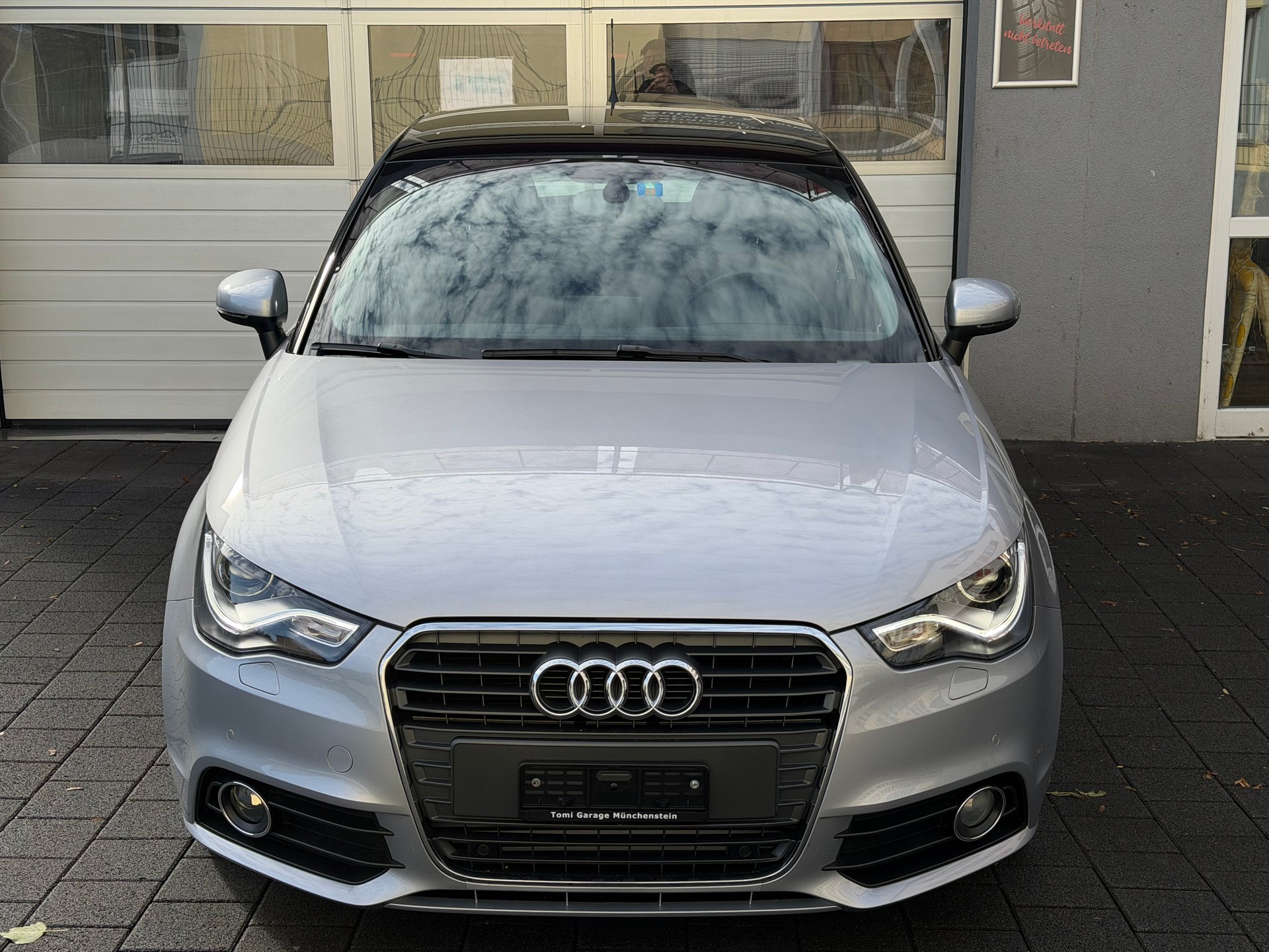 AUDI A1 Sportback 1.6 TDI Attraction DSG *Frisch ab MFK&Service*Aus 1.Hand*8-Fach Räder*Neue Sommerpneu inkl.*-image-3