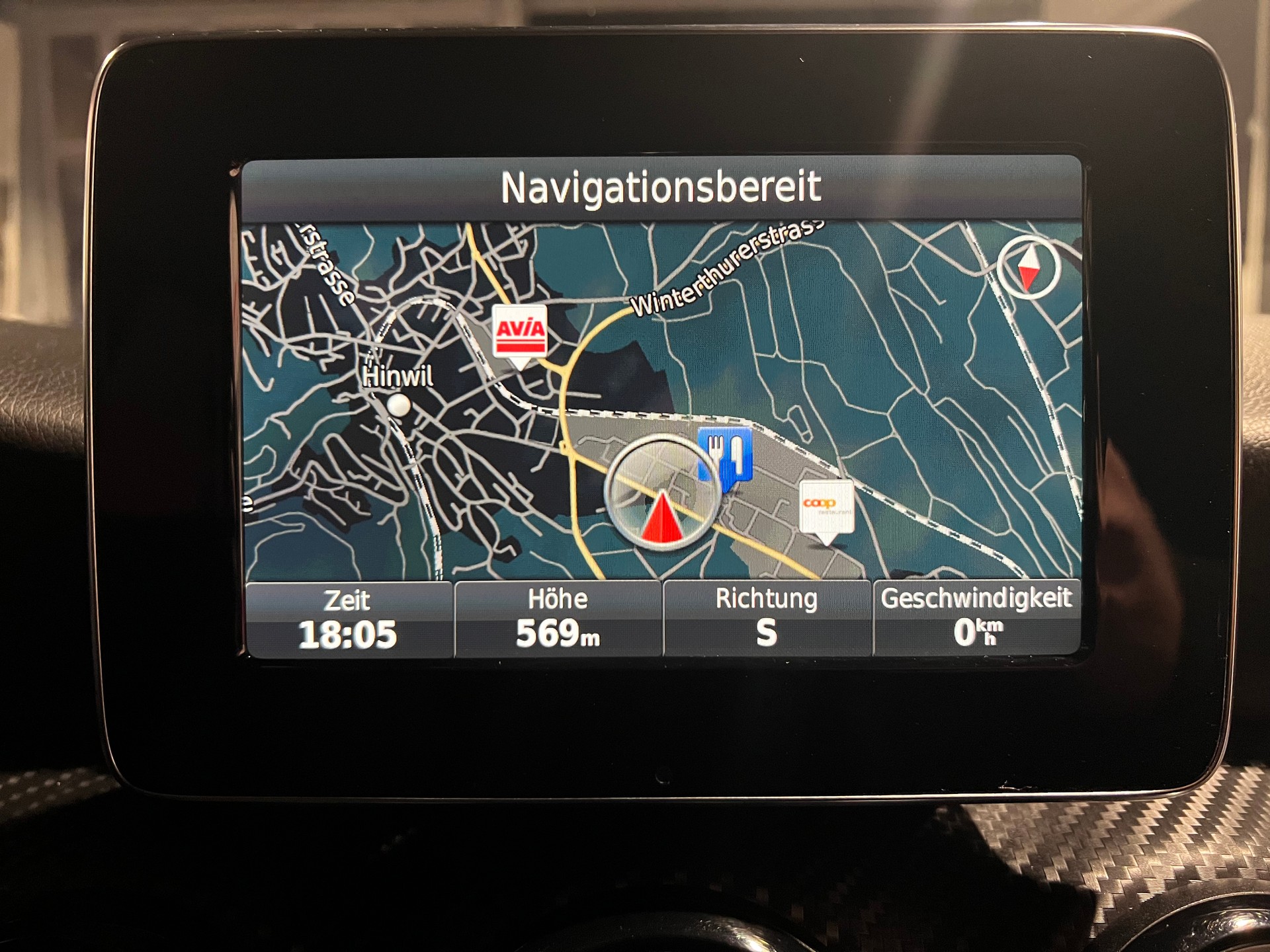 MERCEDES-BENZ GLA 200 CDI Swiss Star Edition Style 4Matic 7G-DCT-image-15