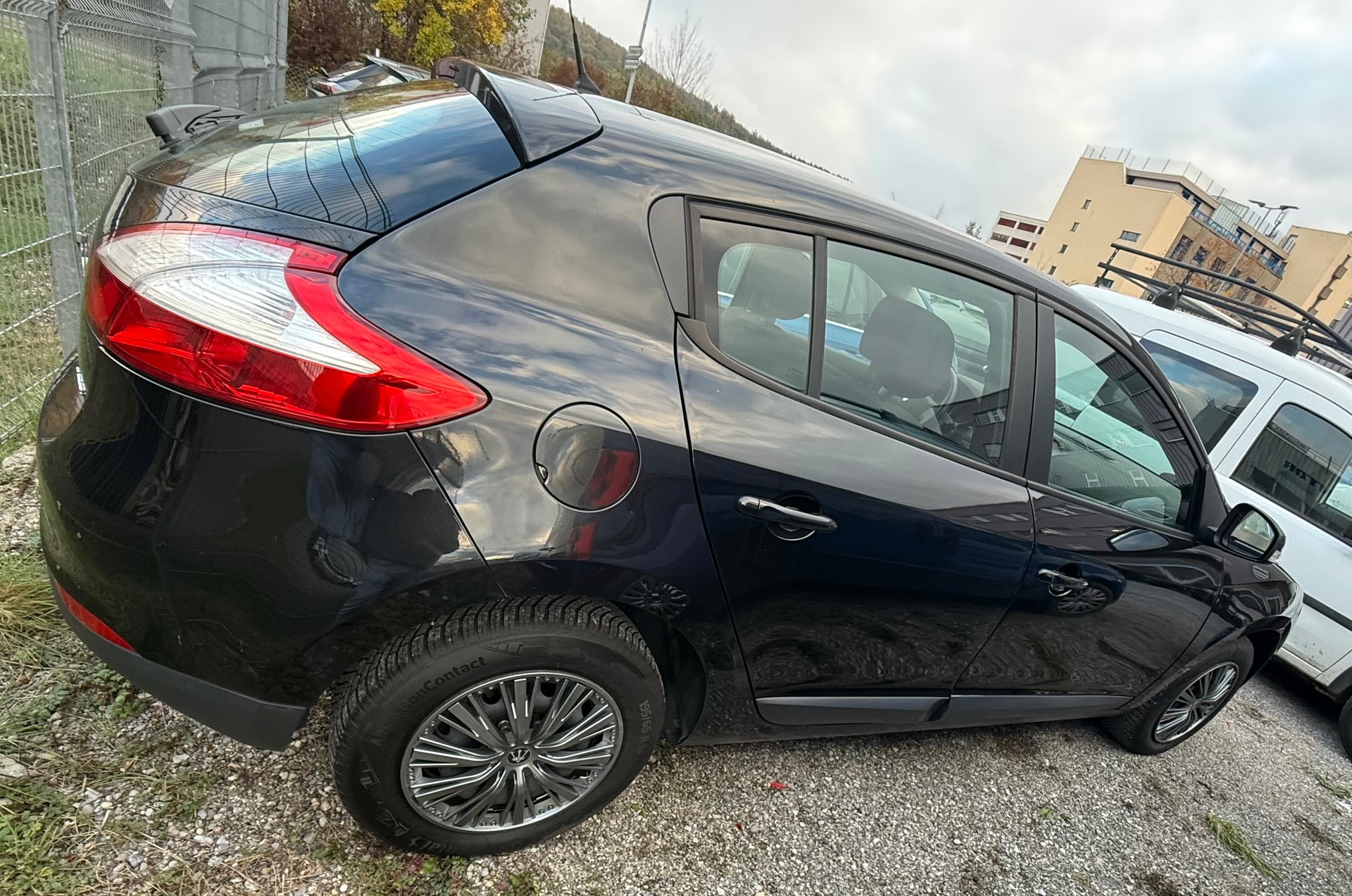 RENAULT Mégane 1.4 16V Turbo Expression-image-2