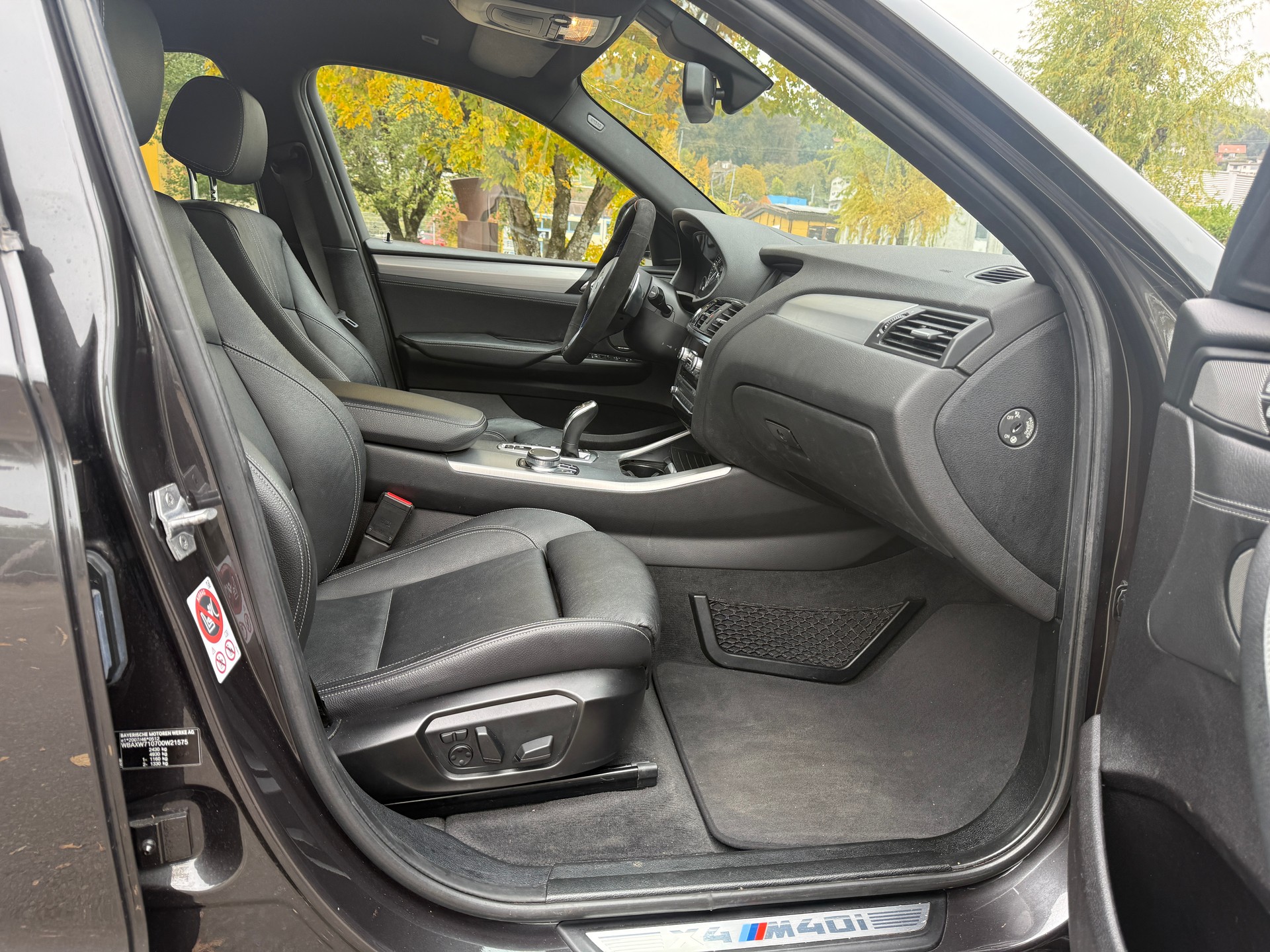 BMW X4 M 40i Steptronic-image-15