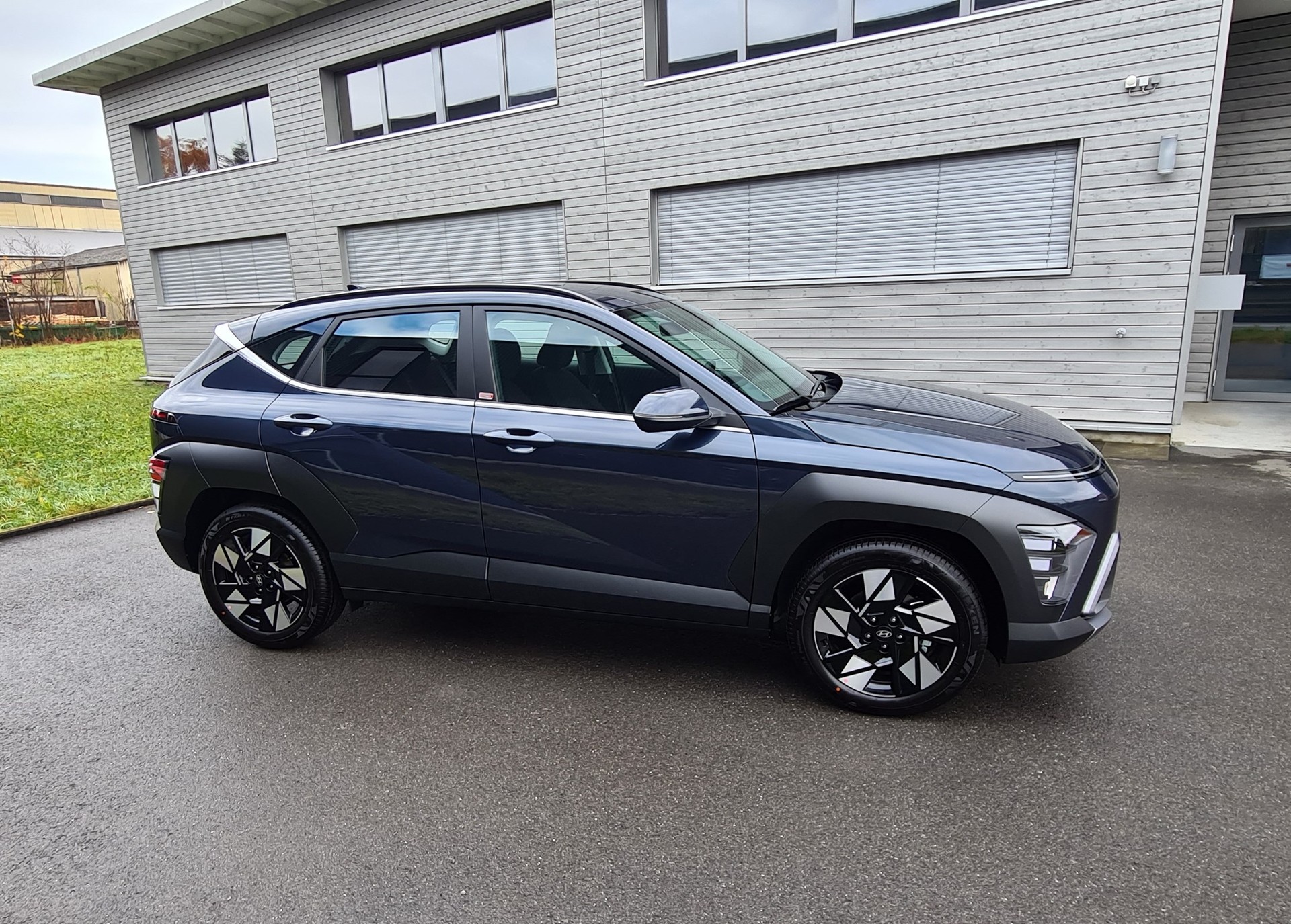 HYUNDAI Kona 1.6 GDi HEV Origo DCT-showroom-element-2