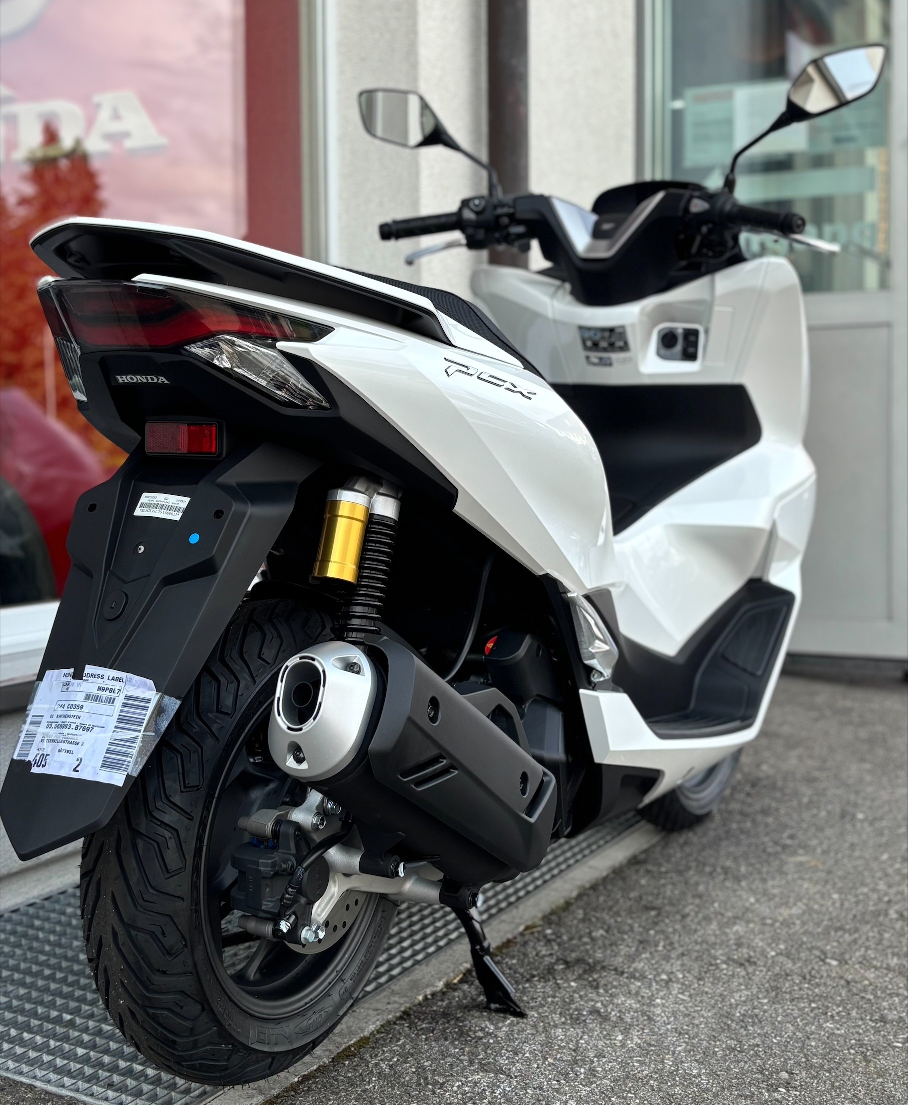 HONDA PCX 125 DX - TFT Konnektivität-showroom-element-1