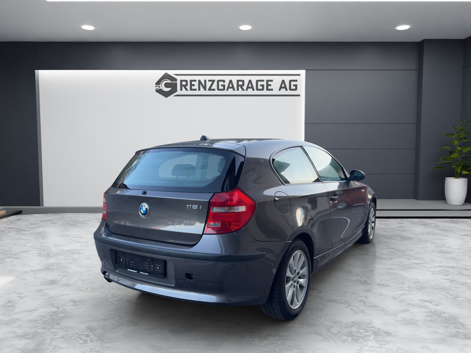 BMW 116-image-6