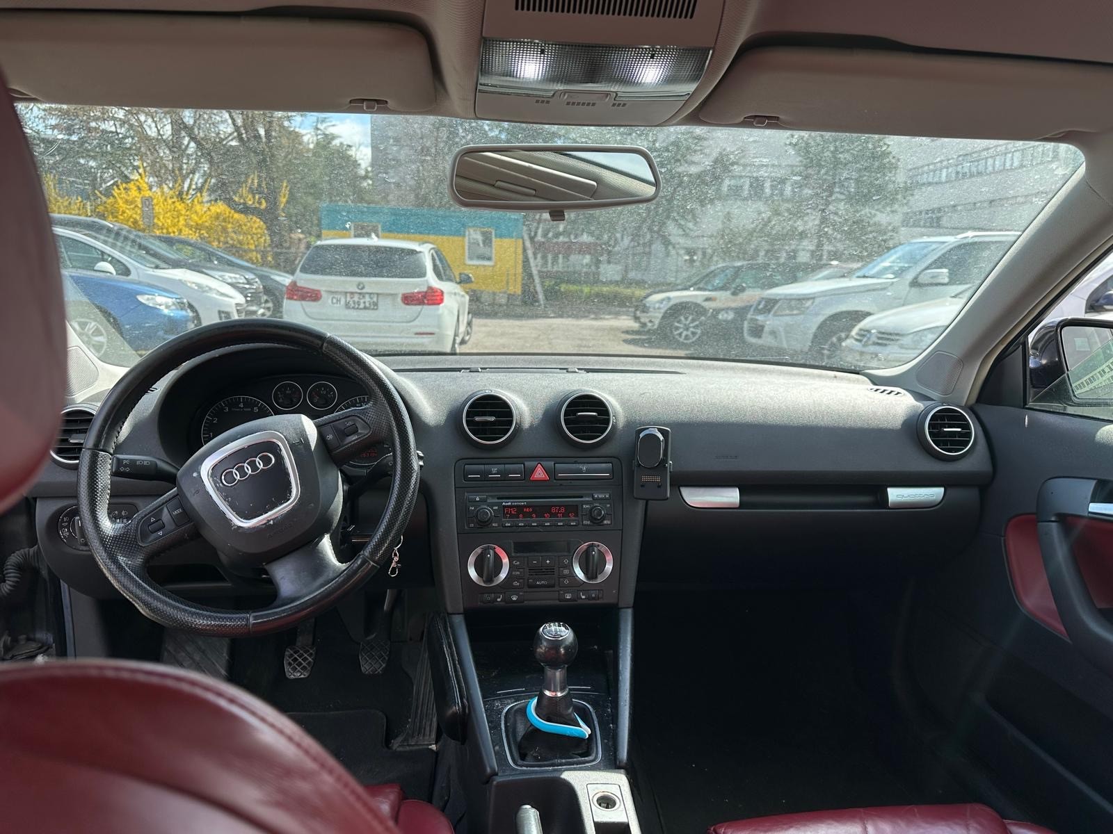 AUDI A3 Sportback 2.0 Turbo FSI Ambiente quattro-image-8
