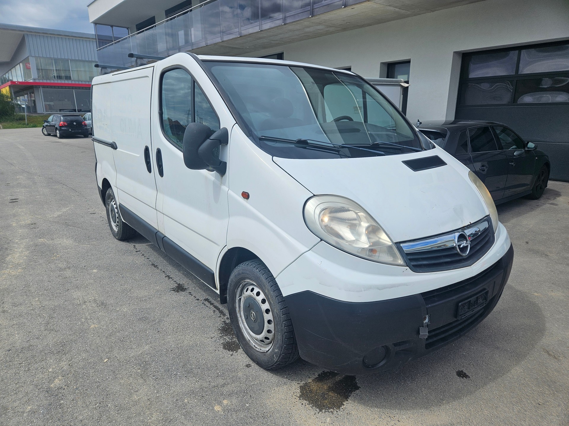 OPEL Vivaro 2.0 CDTI 2.7t L1H1-image-2