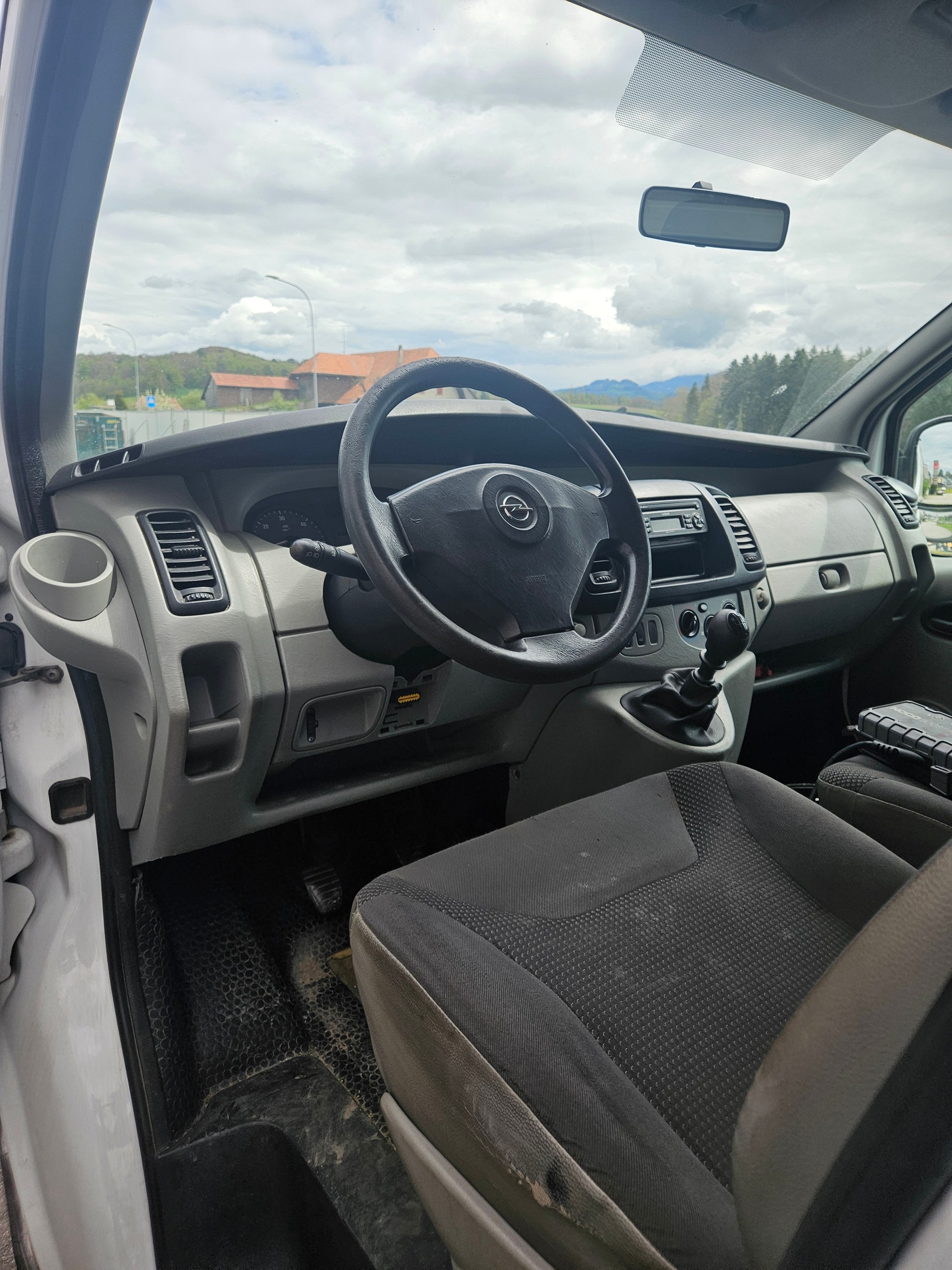 OPEL Vivaro 2.0 CDTI 2.7t L1H1-image-6