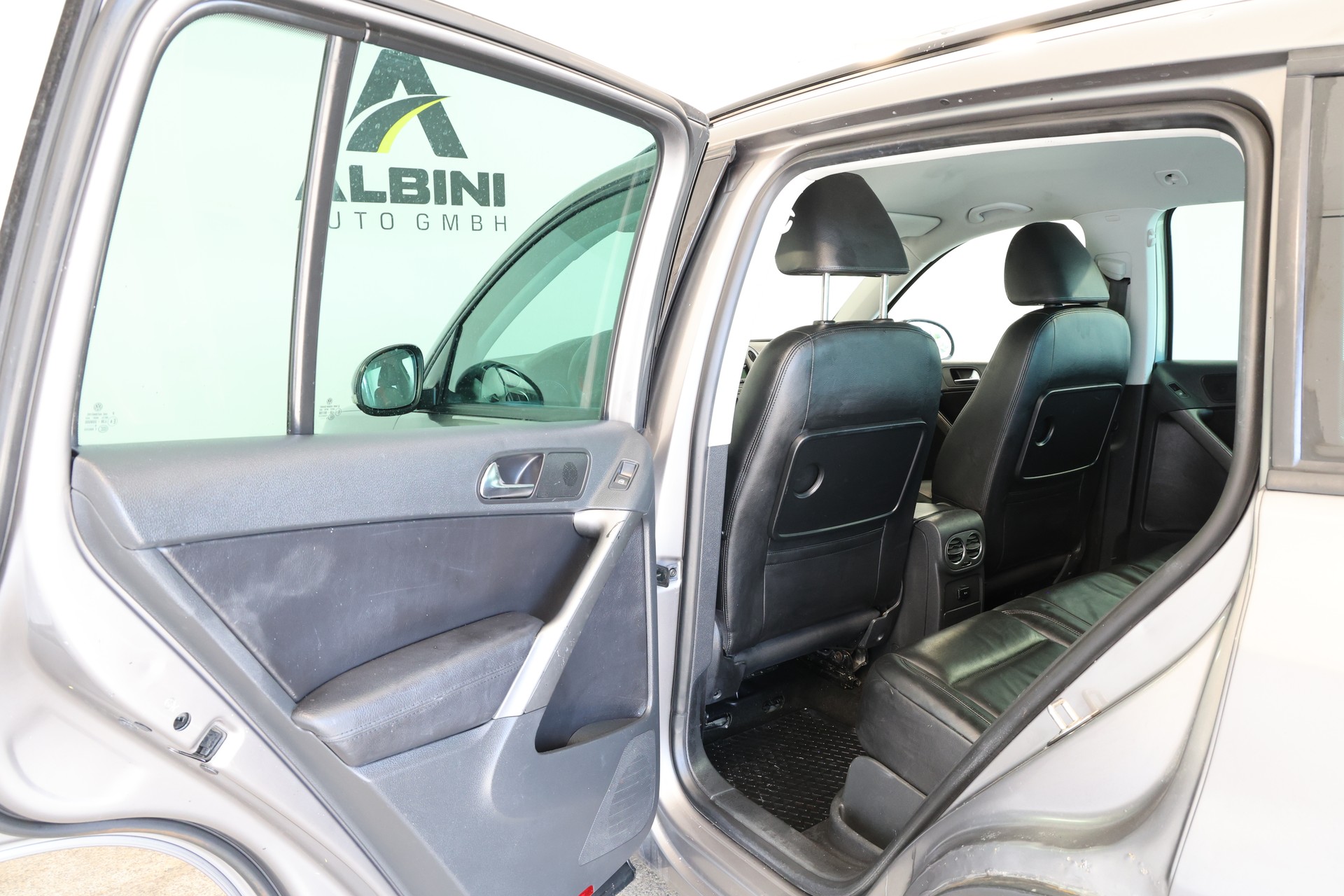 VW Tiguan 2.0 TSI Track&Field Tiptronic-image-14