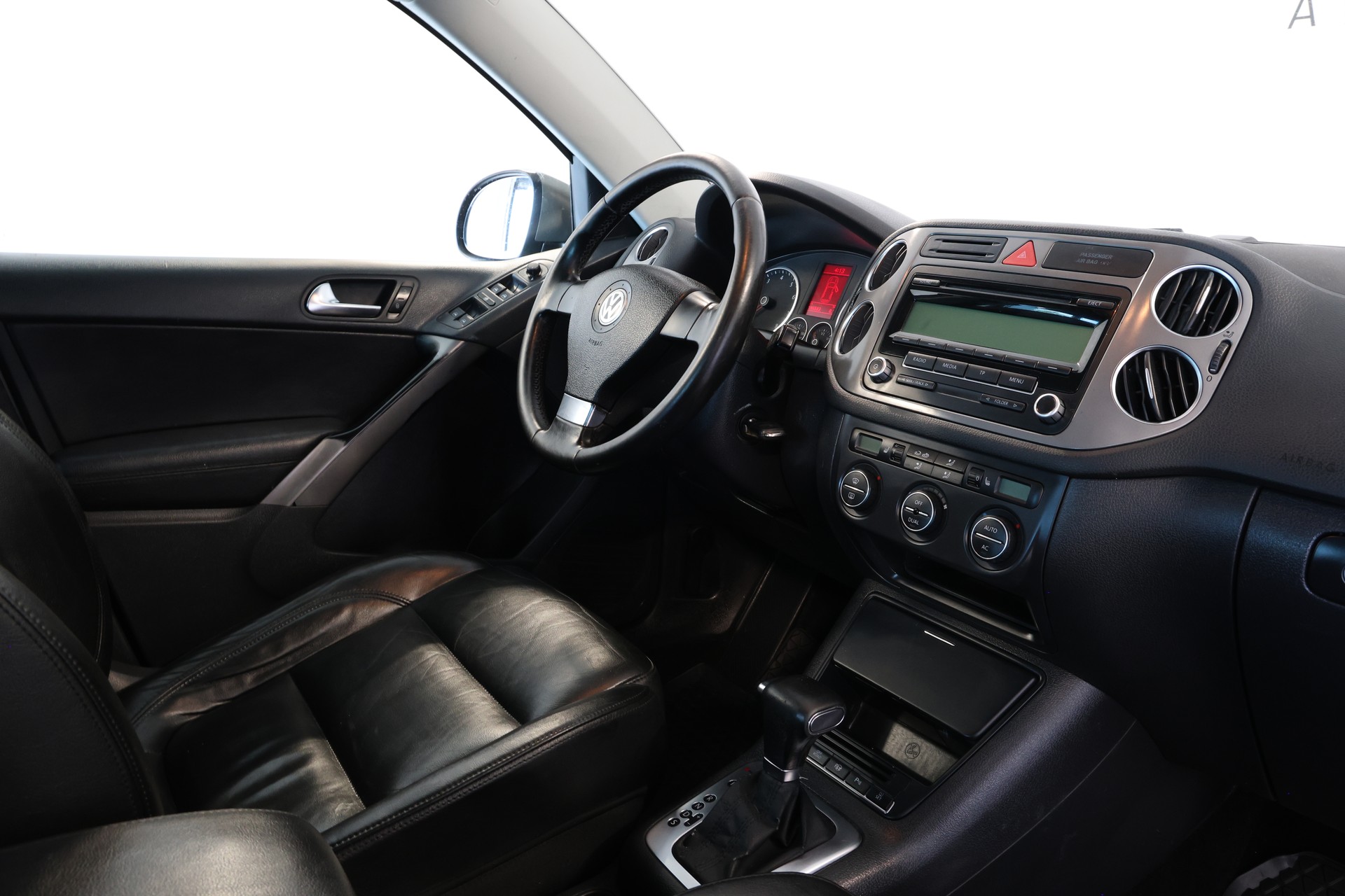 VW Tiguan 2.0 TSI Track&Field Tiptronic-image-13