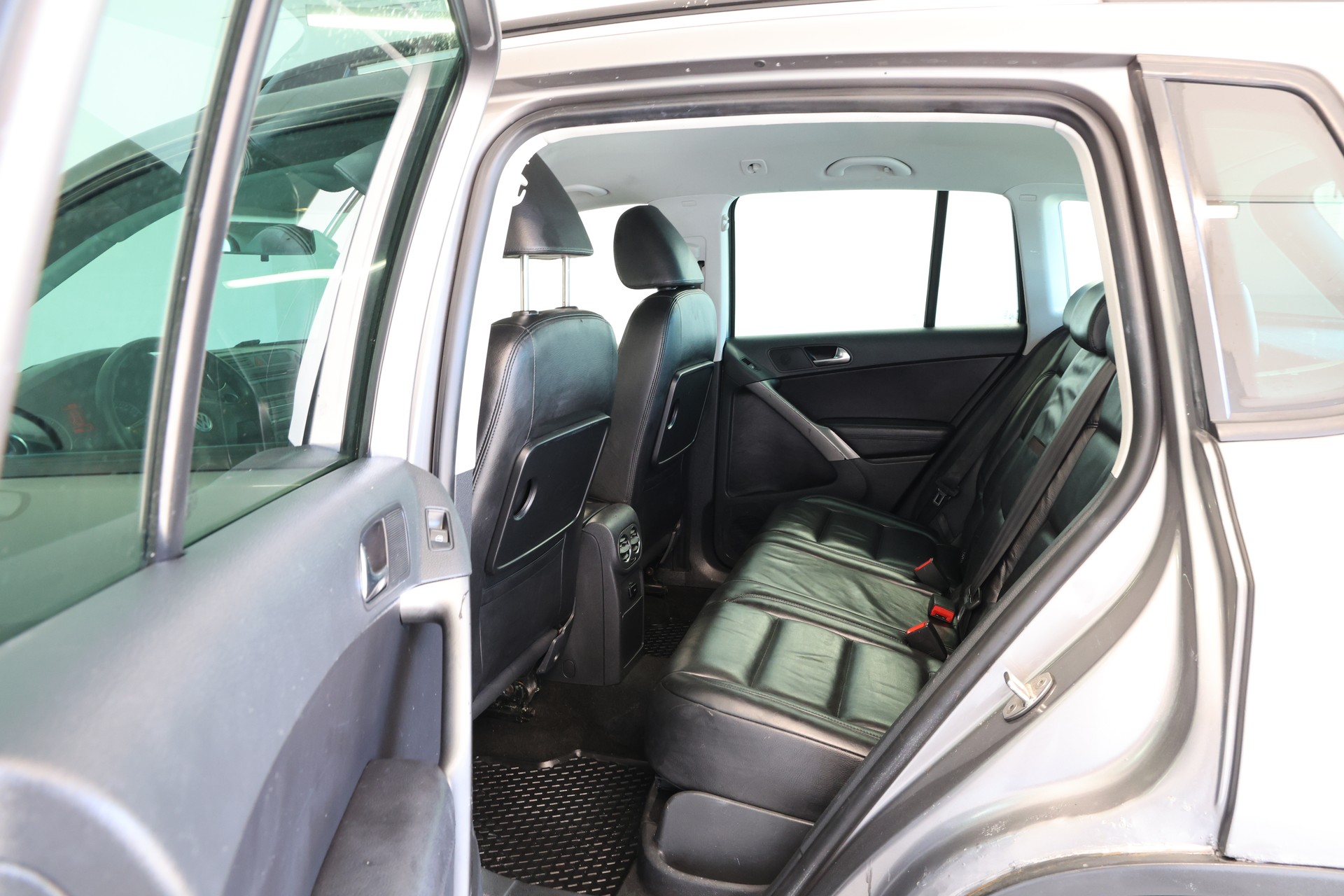 VW Tiguan 2.0 TSI Track&Field Tiptronic-image-15