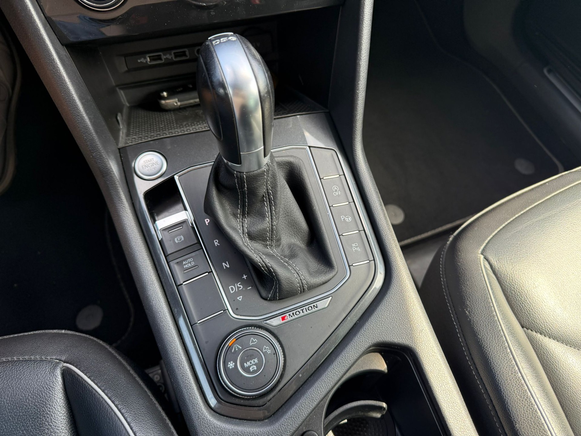 VW Tiguan 2.0TSI Highline 4Motion DSG-image-13