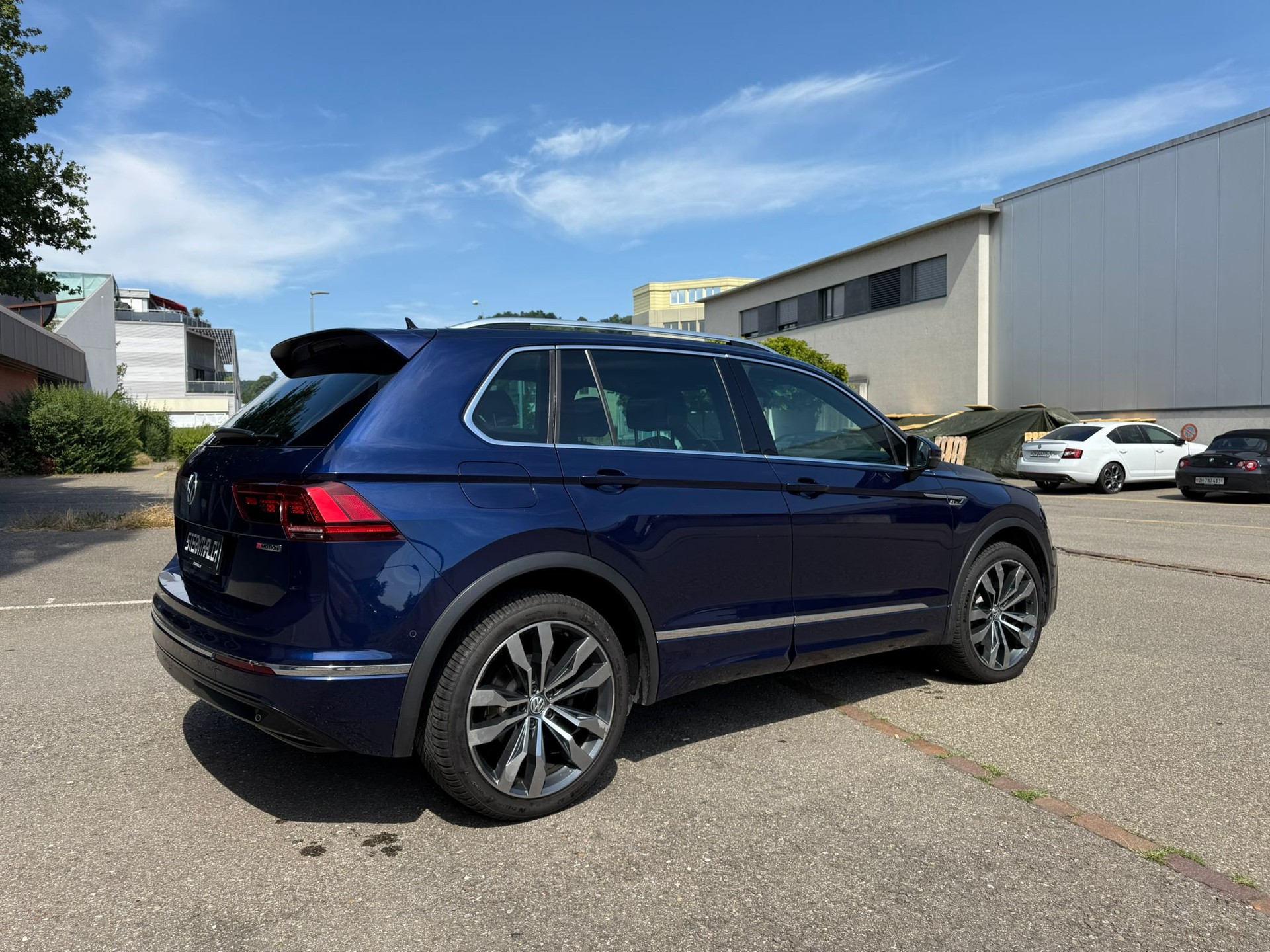 VW Tiguan 2.0TSI Highline 4Motion DSG-image-4