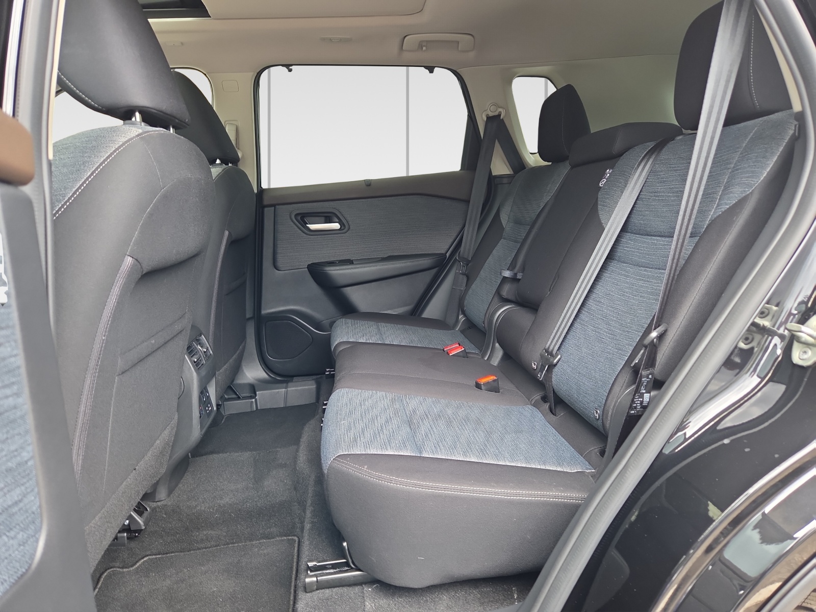 NISSAN X-Trail 1.5 VC-T e-Power 4WD N-Connecta-image-10