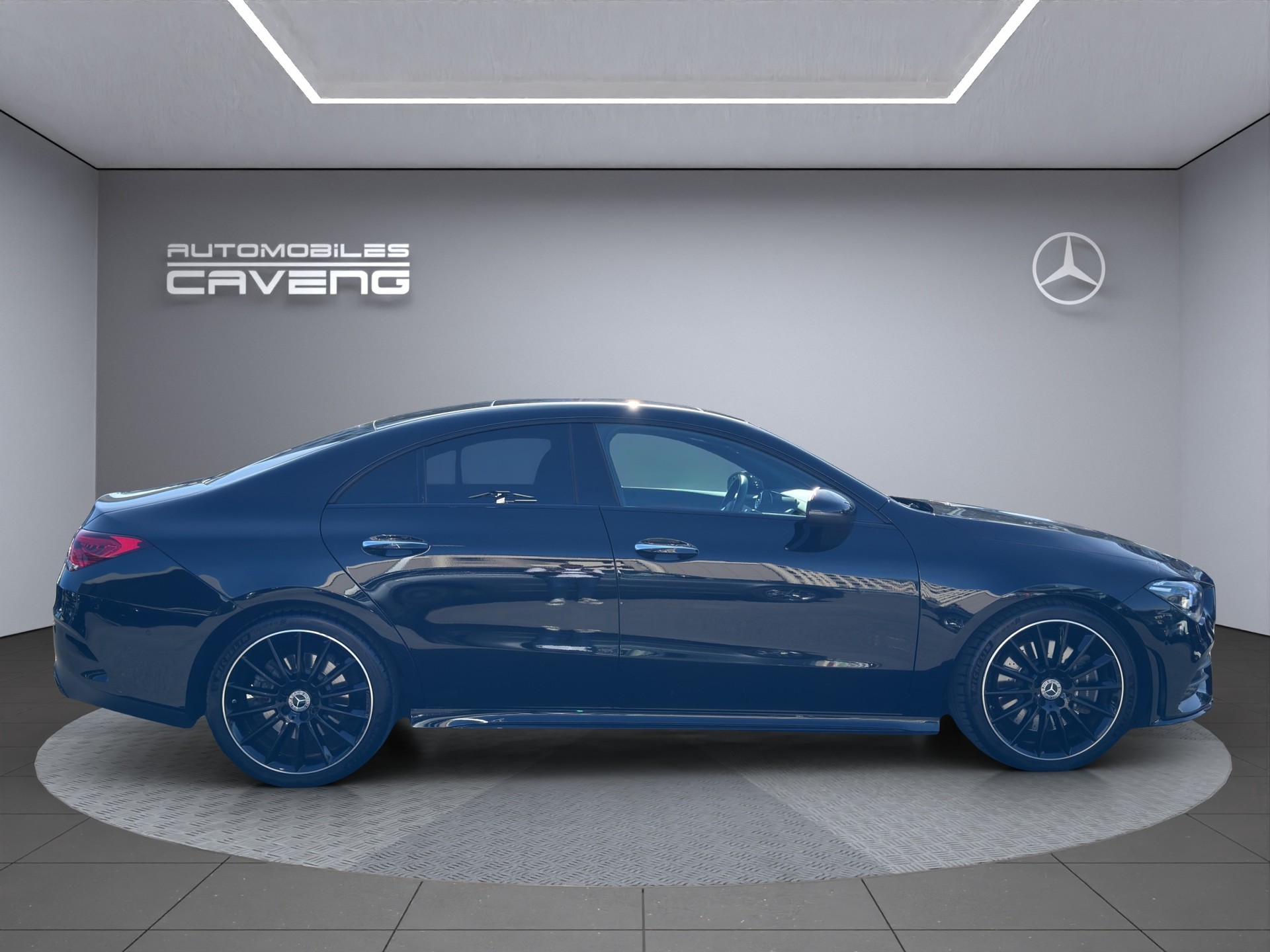MERCEDES-BENZ CLA 250 4Matic AMG Line 7G-DCT-image-5
