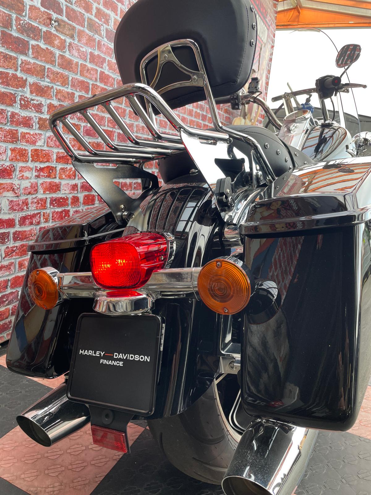HARLEY-DAVIDSON FLHR Road King 107-image-9