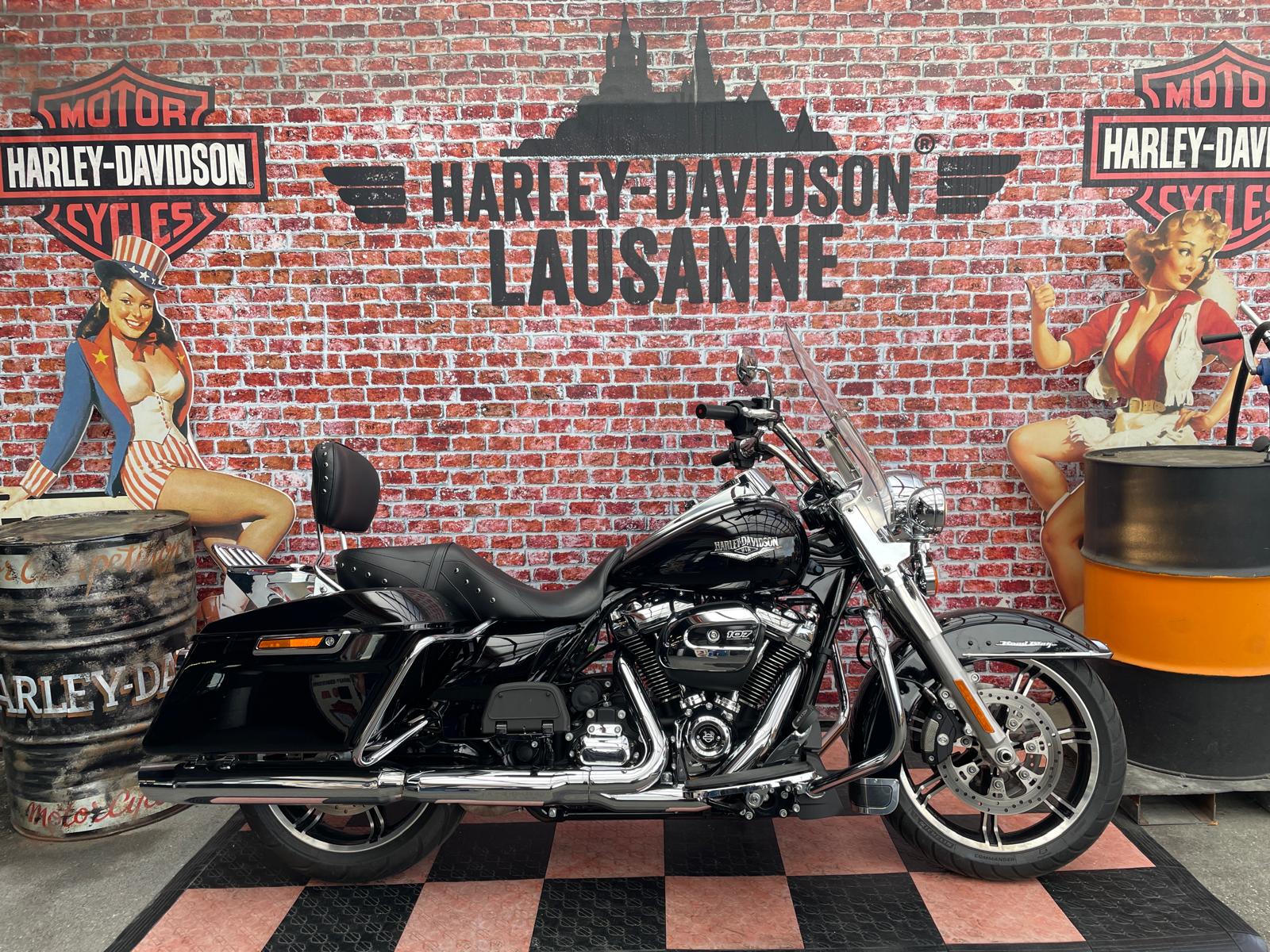 HARLEY-DAVIDSON FLHR Road King 107