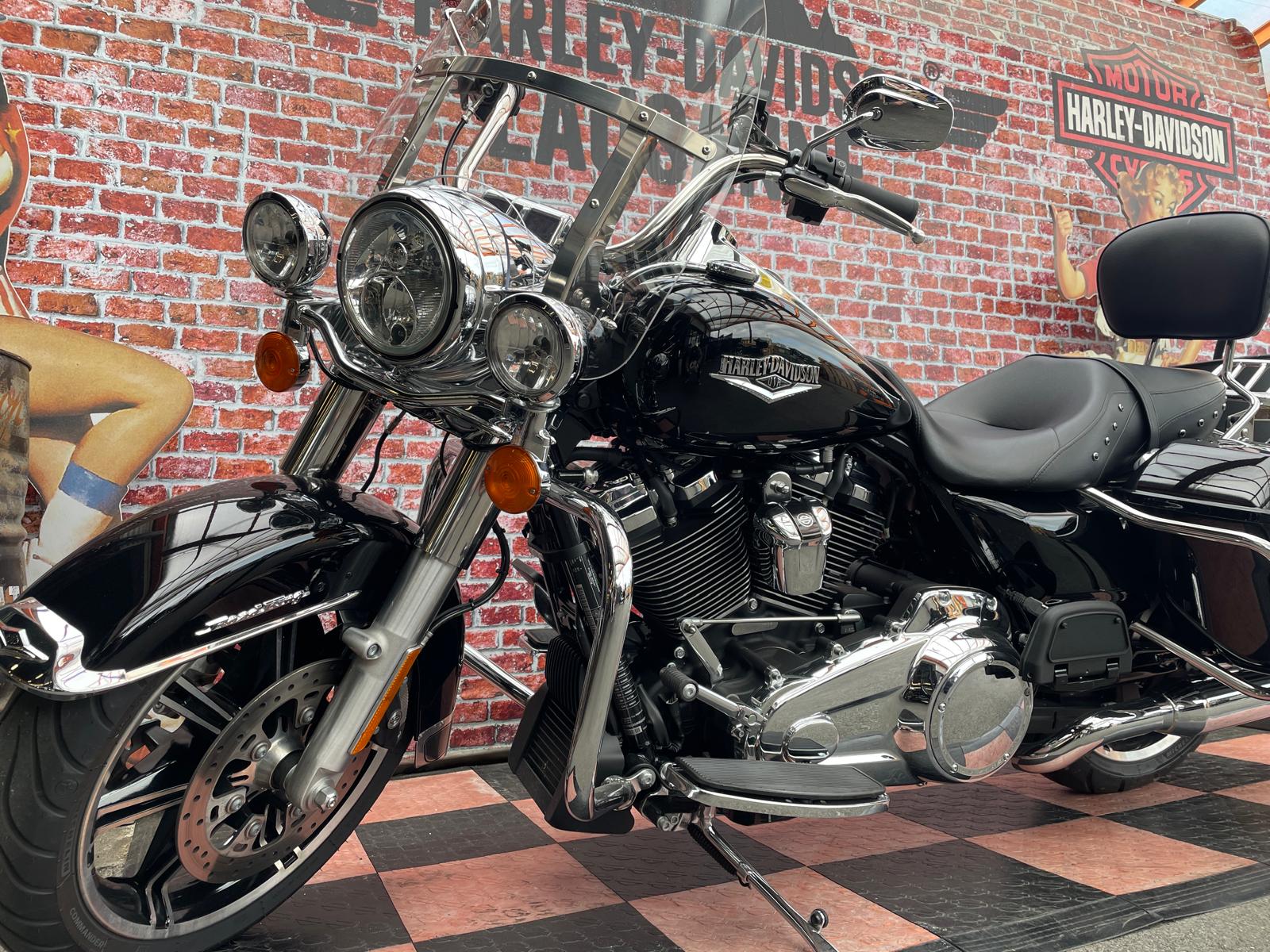 HARLEY-DAVIDSON FLHR Road King 107-image-4