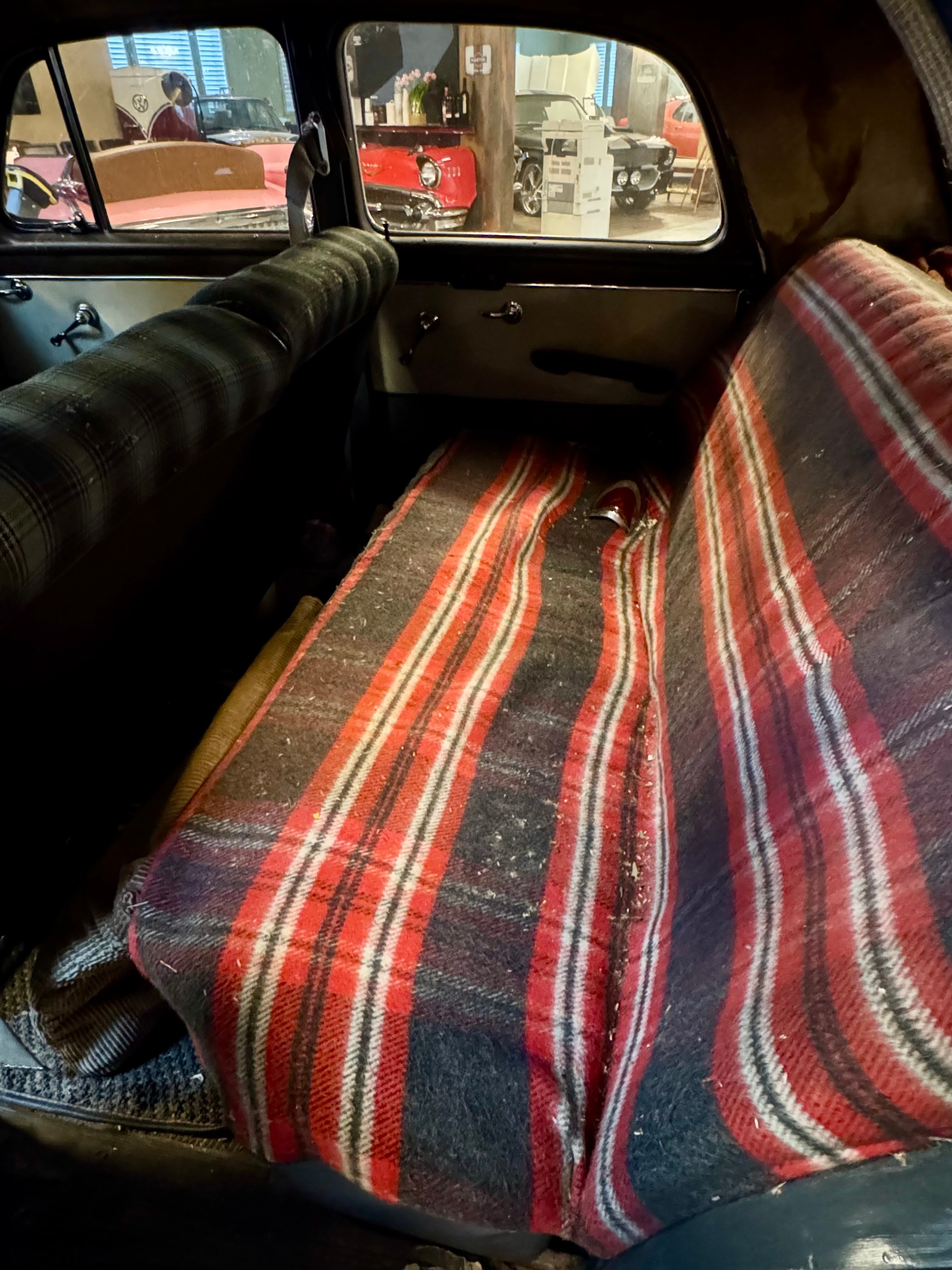 MERCEDES-BENZ W120 d II-image-18