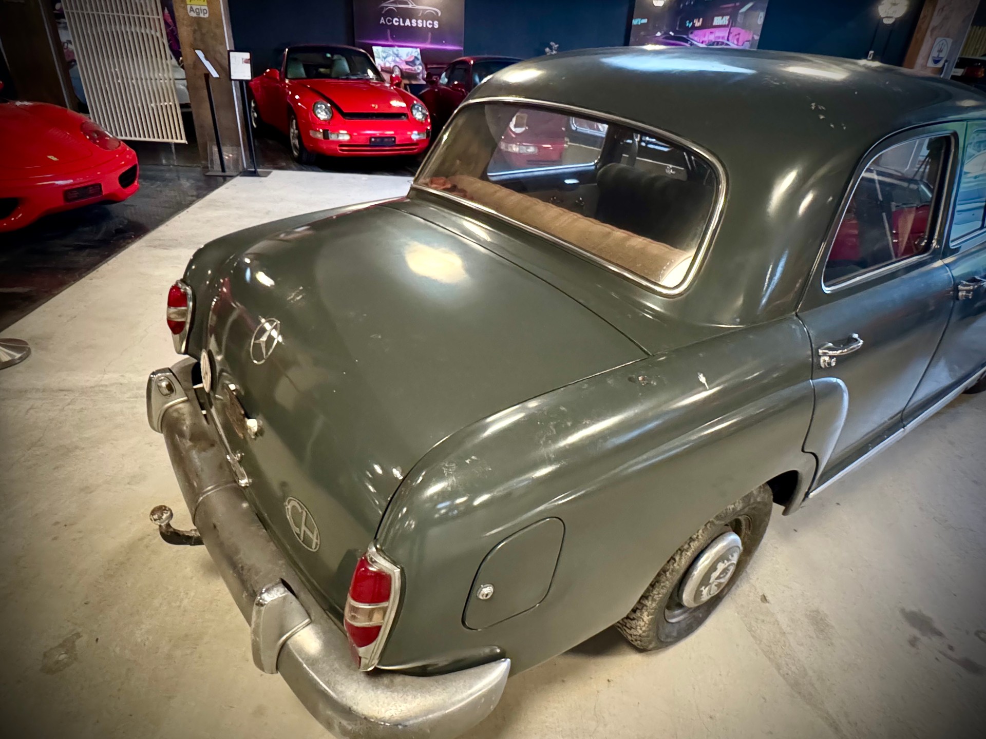 MERCEDES-BENZ W120 d II-image-7
