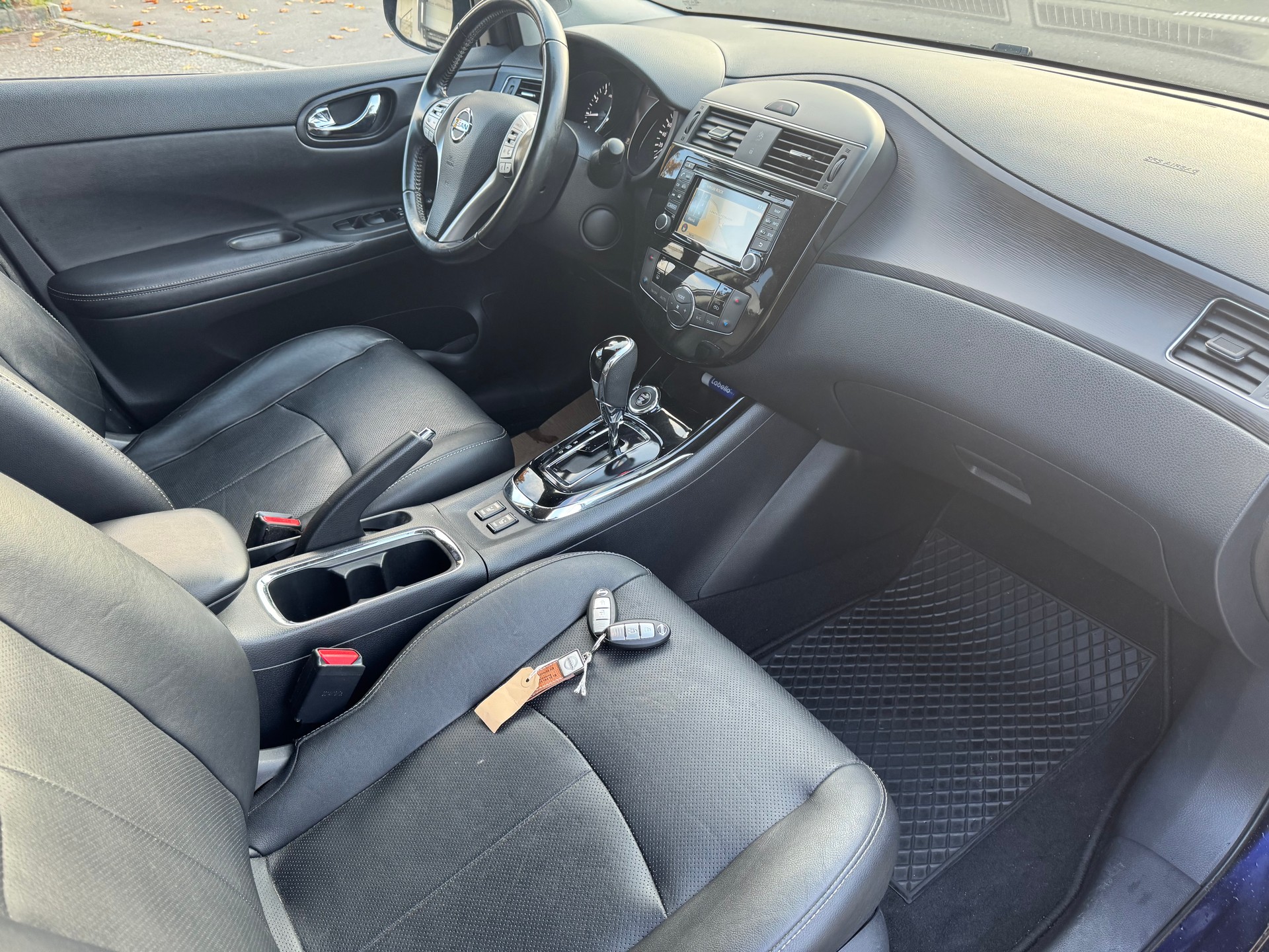 NISSAN Pulsar 1.2 DIG-T tekna Xtronic CVT-image-4