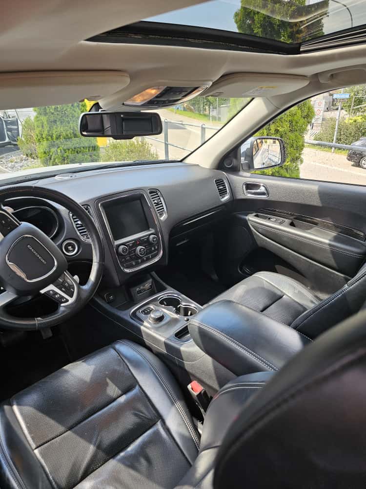 DODGE Durango-image-3