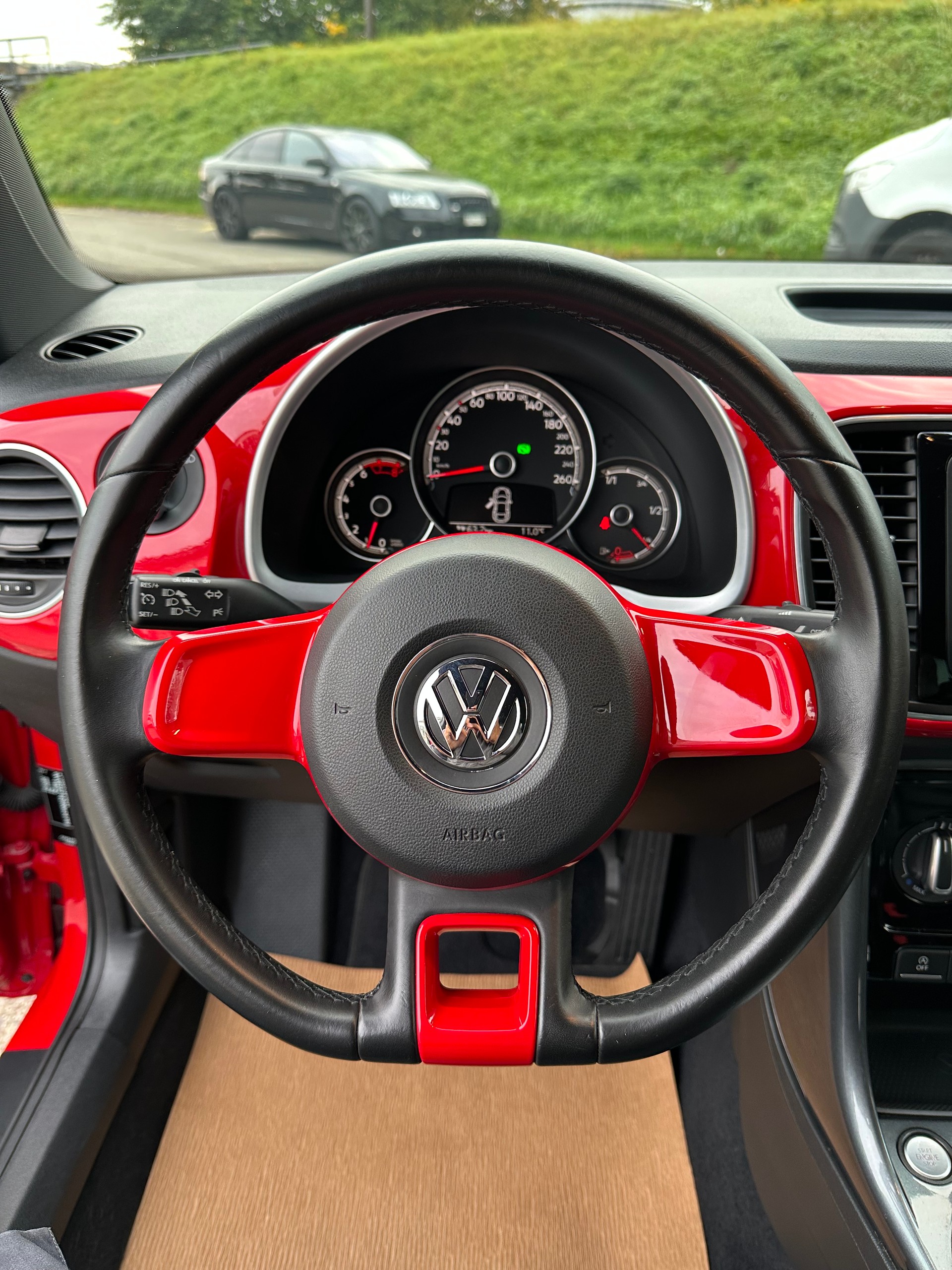 VW Beetle 1.2 TSI BMT Design DSG-image-10