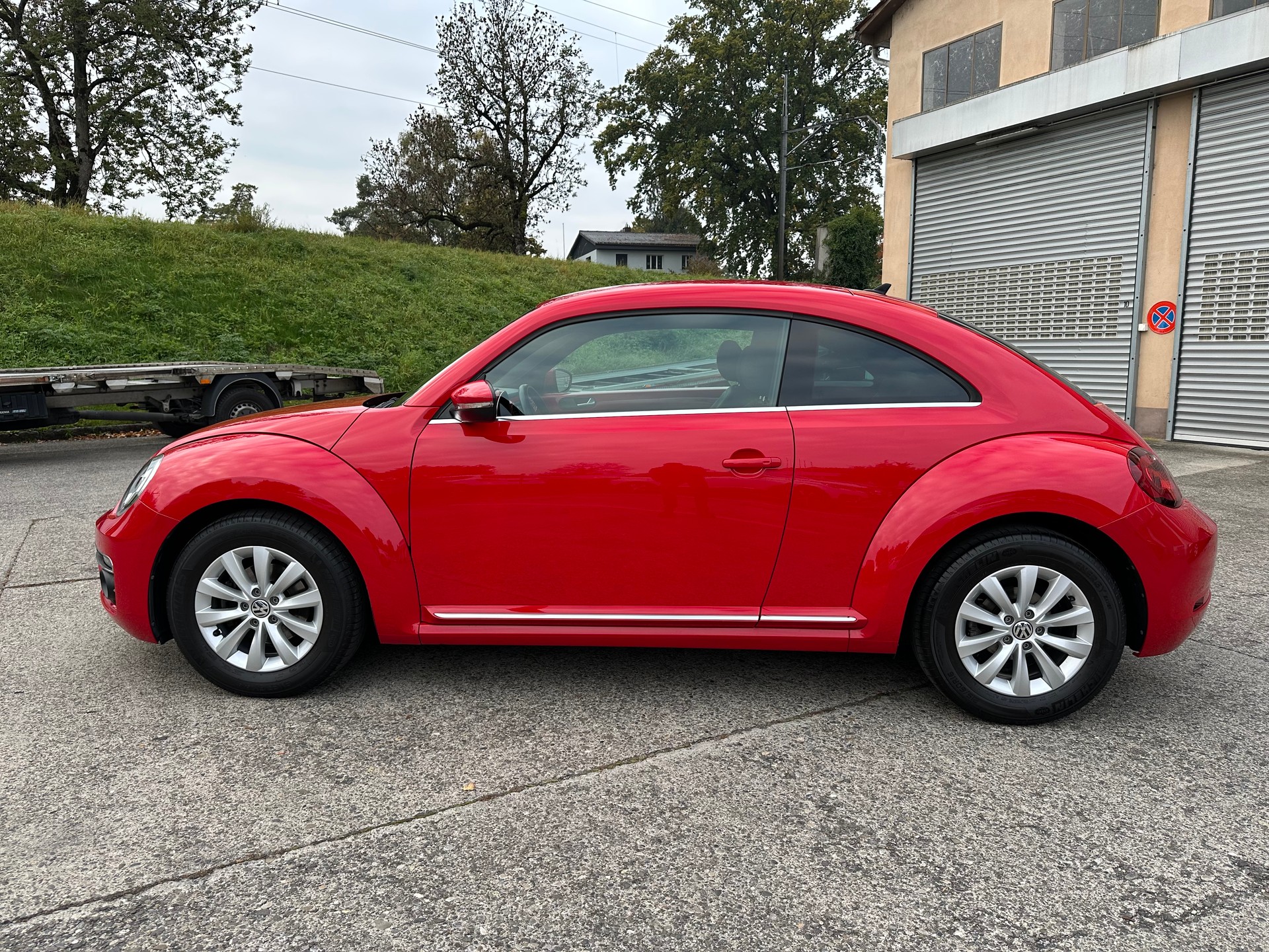VW Beetle 1.2 TSI BMT Design DSG-showroom-element-1