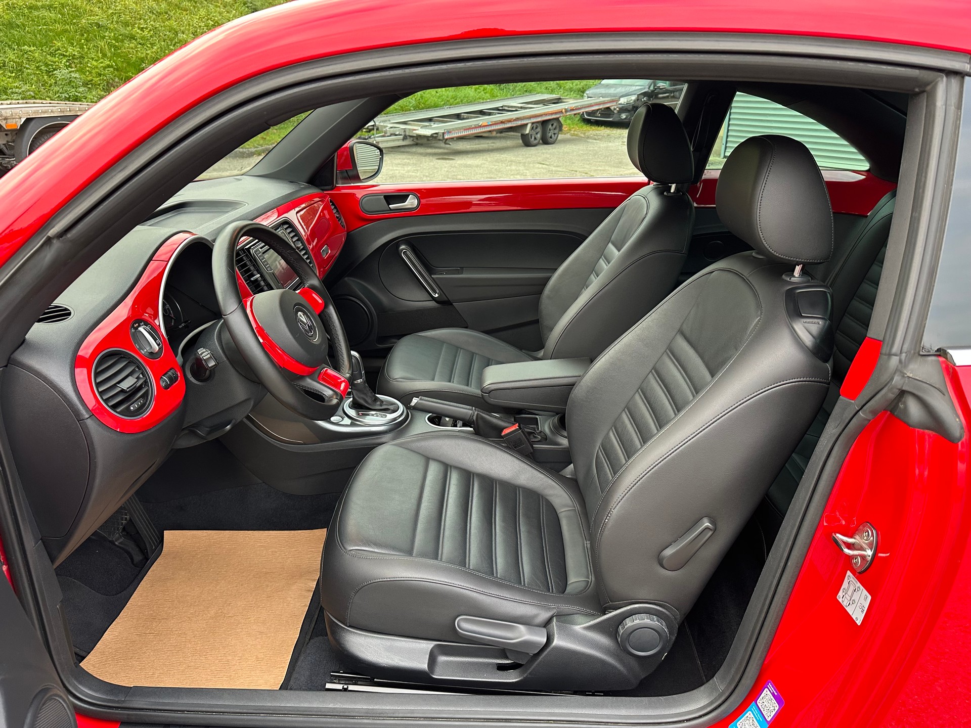 VW Beetle 1.2 TSI BMT Design DSG-image-8
