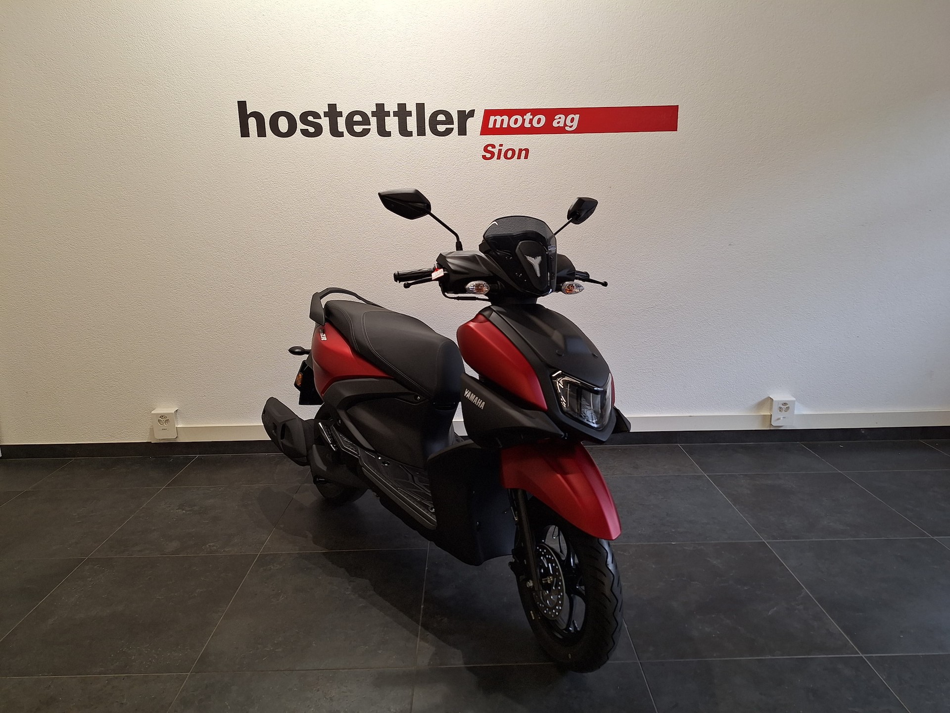 YAMAHA RayZR