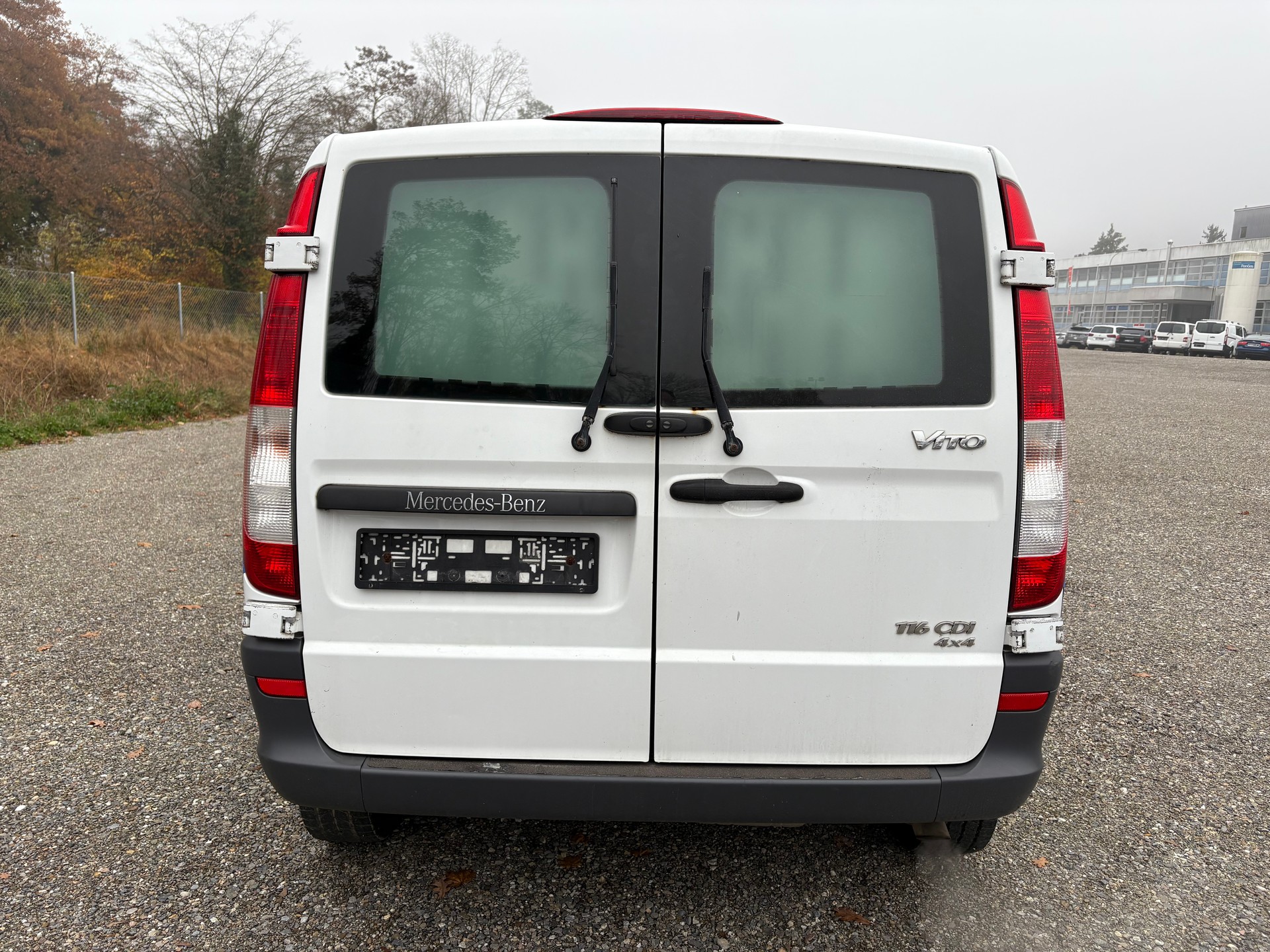 MERCEDES-BENZ Vito 116 CDI Mixto 4Matic A-image-1