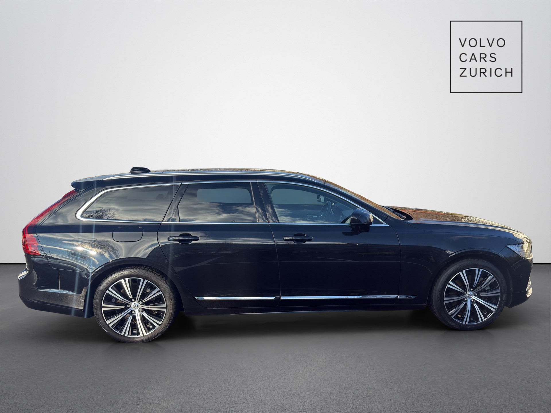 VOLVO V90 2.0 T6 TE Ultra Bright eAWD-image-3
