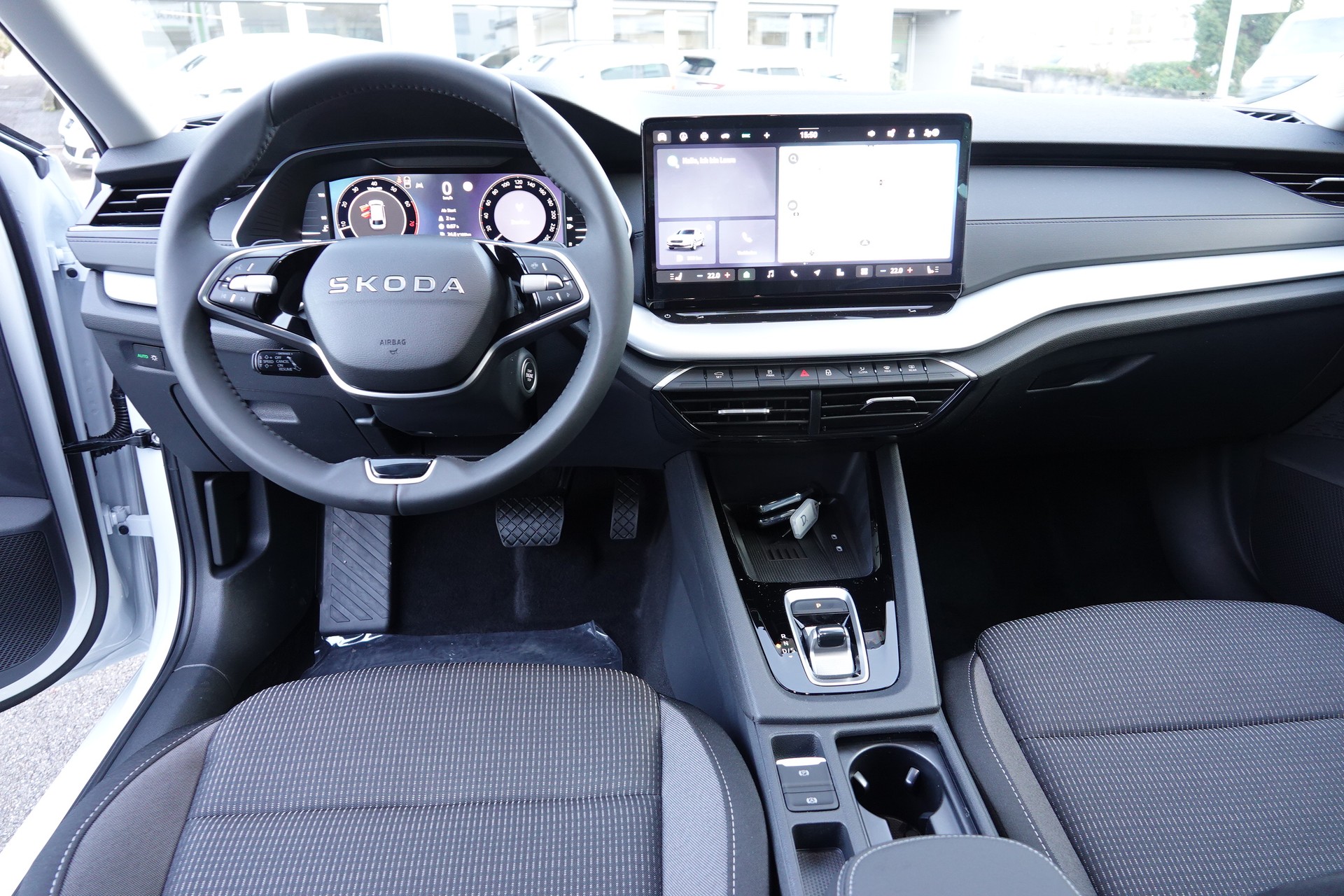 SKODA Octavia 2.0 TSI Selec.4x4-image-10