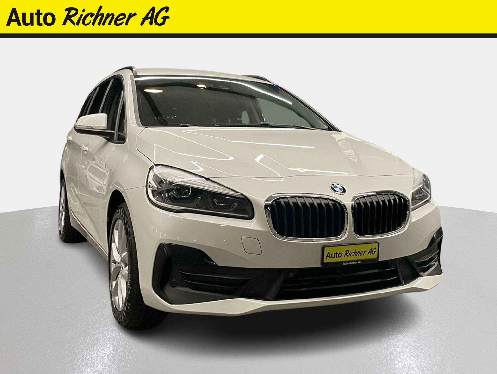 BMW 218d xDrive Gran Tourer-image-0