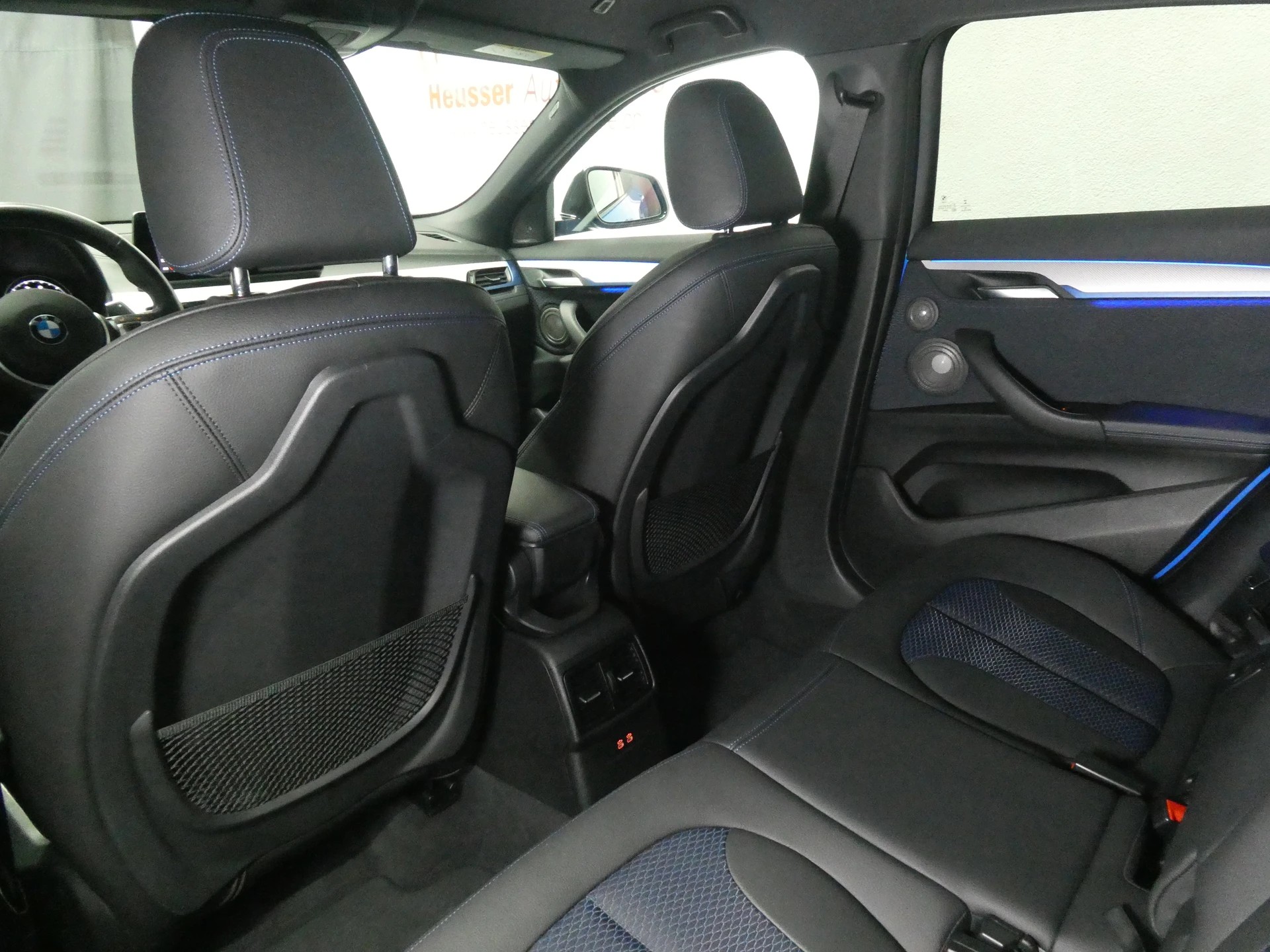 BMW X2 M35i Performance Steptronic - LED - Head-Up - Harman / Kardon - Sitzmemory - 306 PS-image-10
