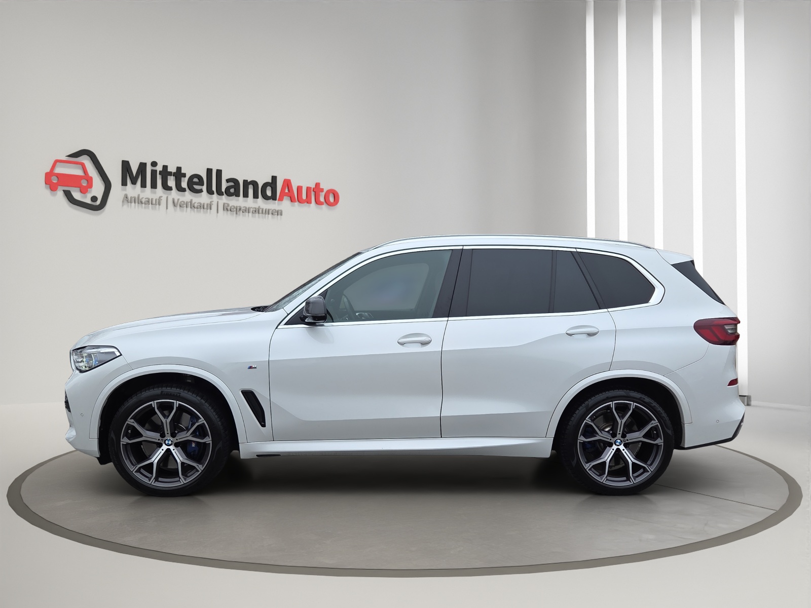 BMW X5 xDrive 48V 40d M Sport Steptronic-image-4