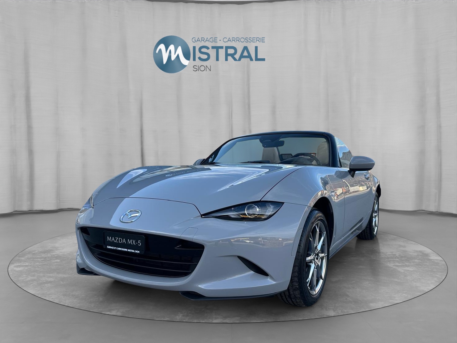 MAZDA MX-5 Skyactiv-G 132 Kazari