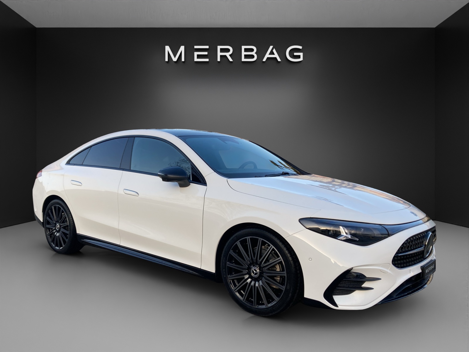 MERCEDES-BENZ CLA 220 8G-DCT 4Matic-image-5