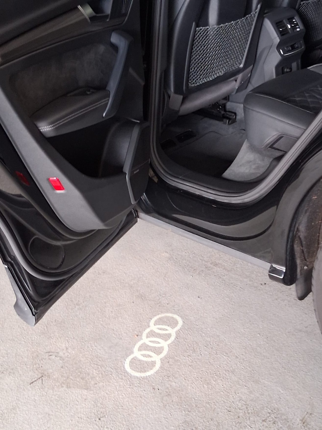 AUDI SQ5 3.0 V6 TDI quattro T-Tronic-image-10