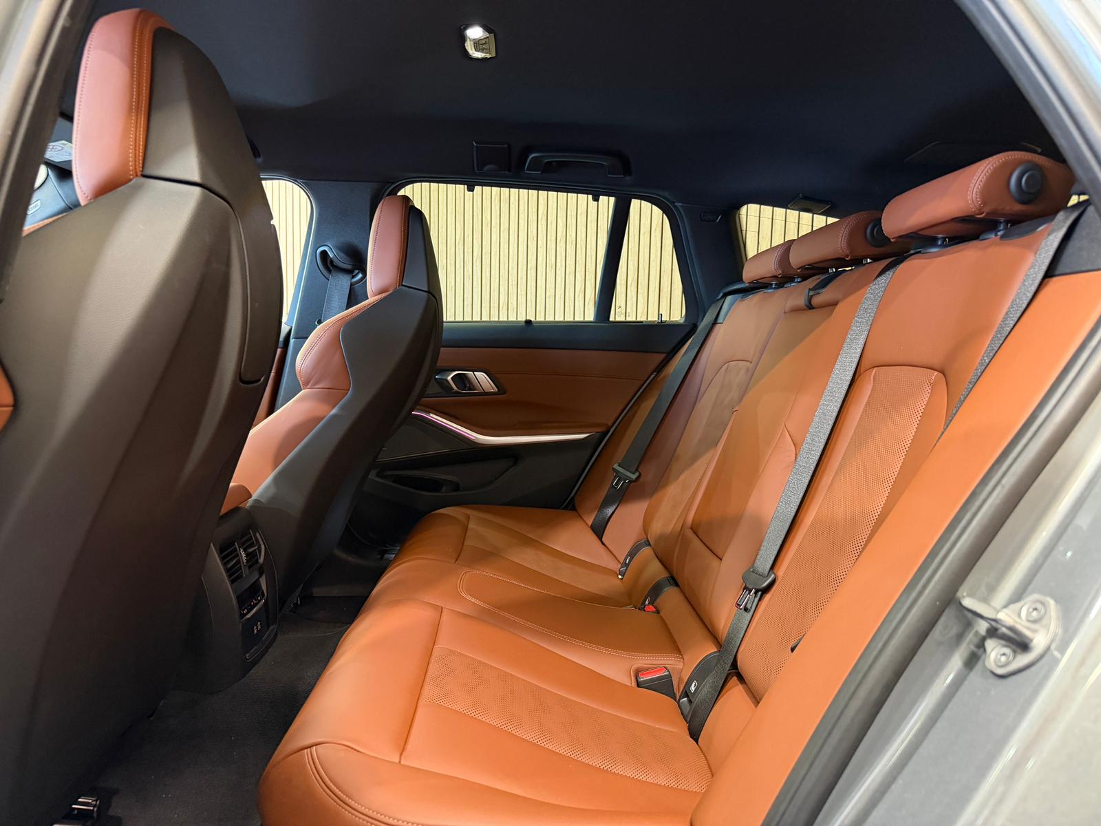 BMW M3 Touring xDrive Competition M *CH-Fahrzeug*-image-22