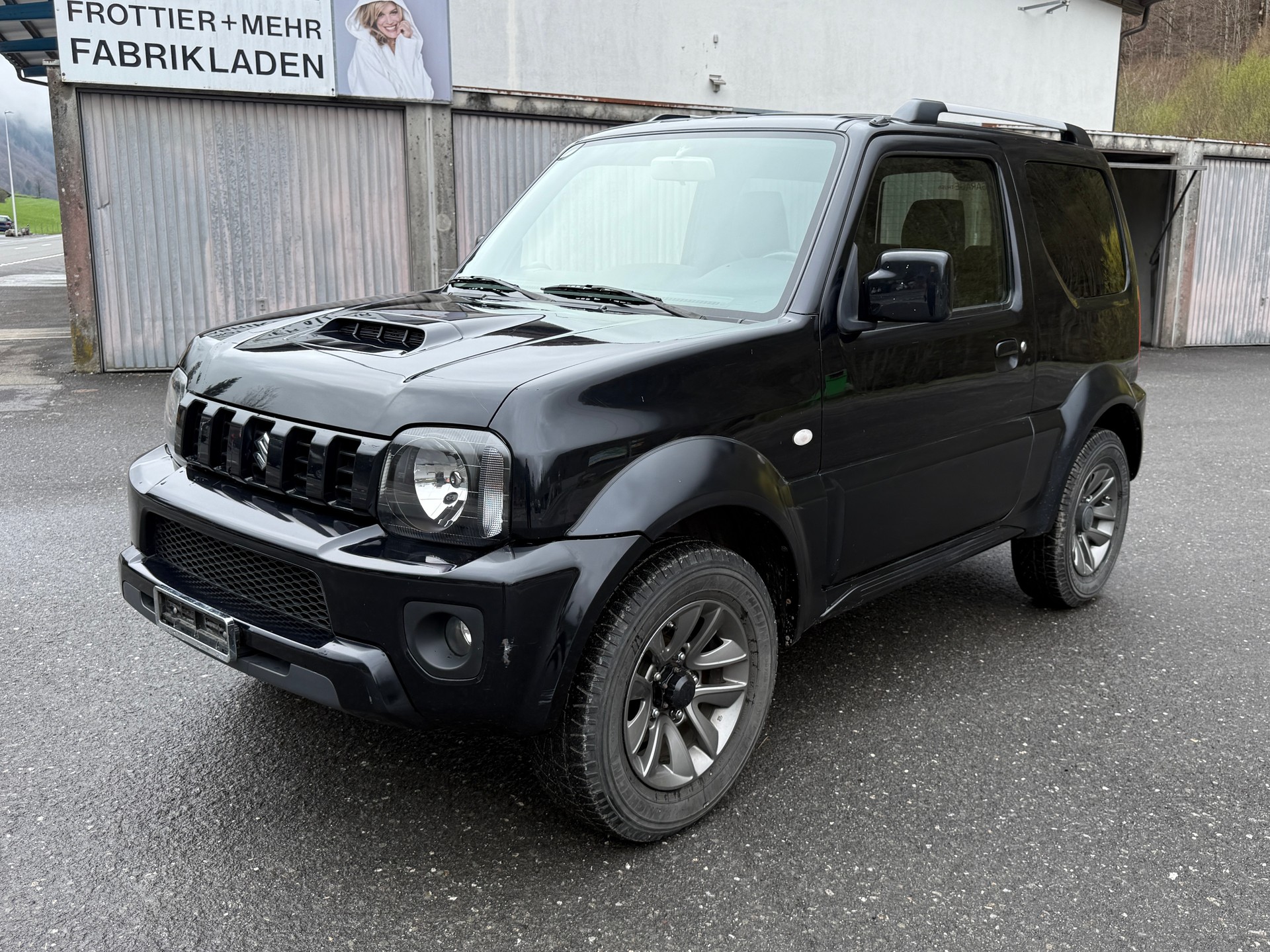 SUZUKI Jimny 1.3 16V Compact Top