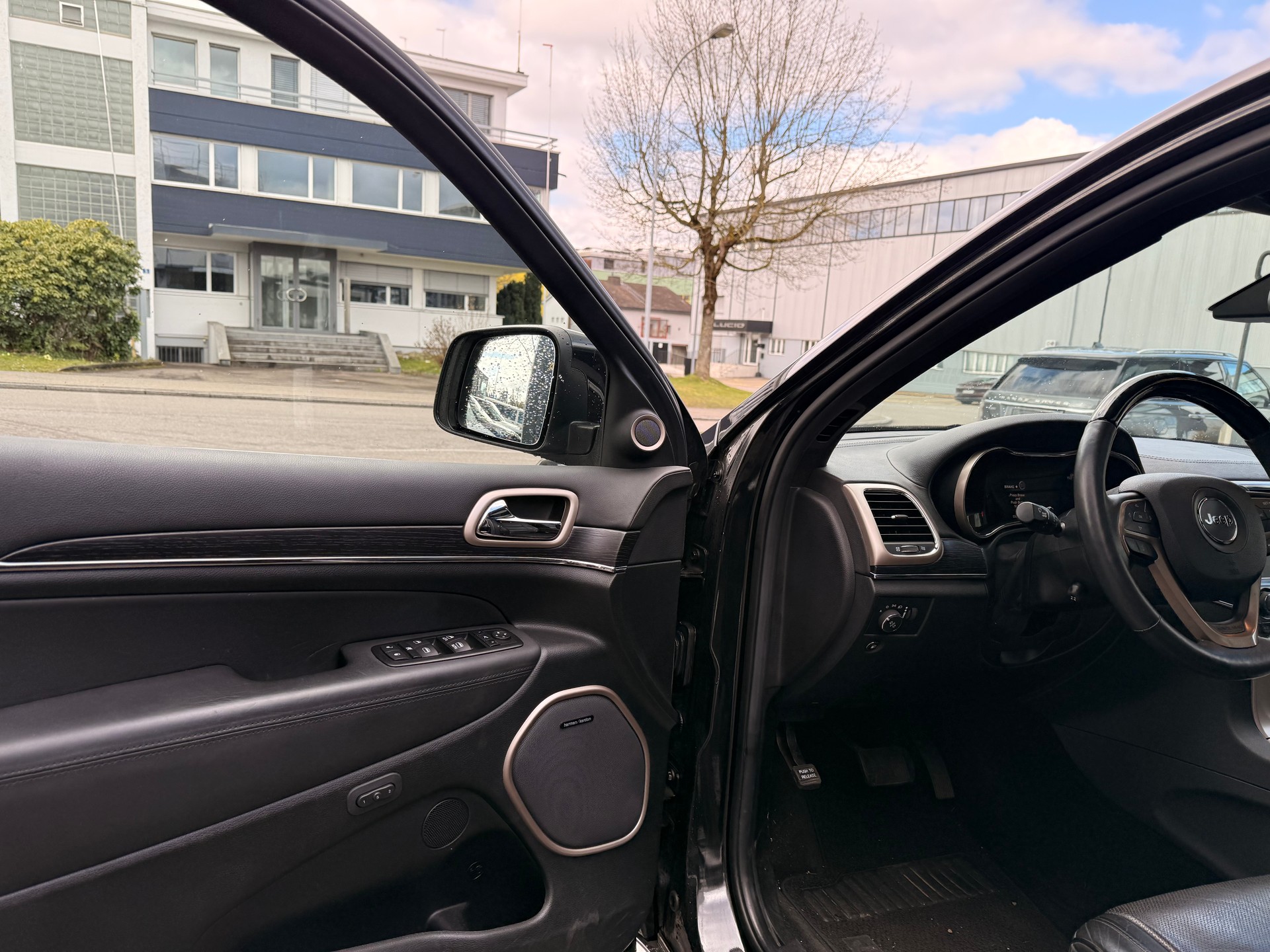 JEEP Grand Cherokee 3.0 CRD Summit Automatic-image-10
