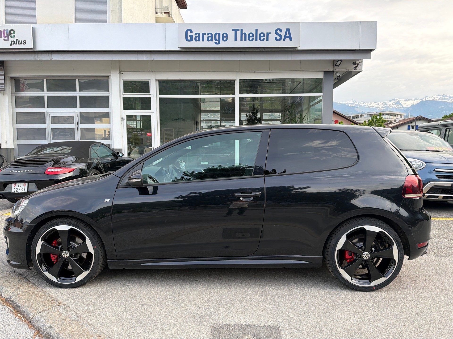 VW Golf 2.0 TSI GTI Edition 35-image-1