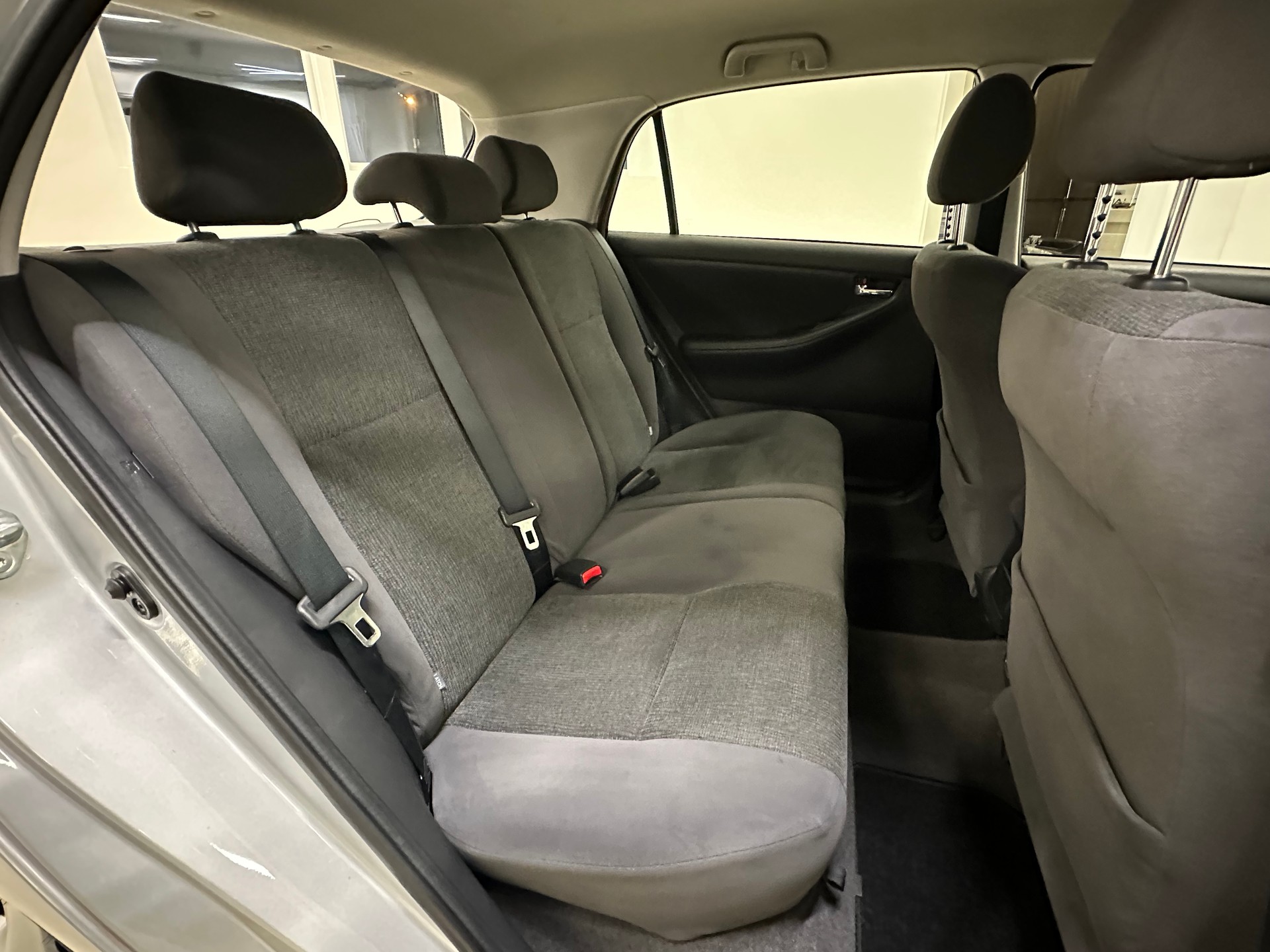 TOYOTA Corolla 1.6 Linea Sol-image-11