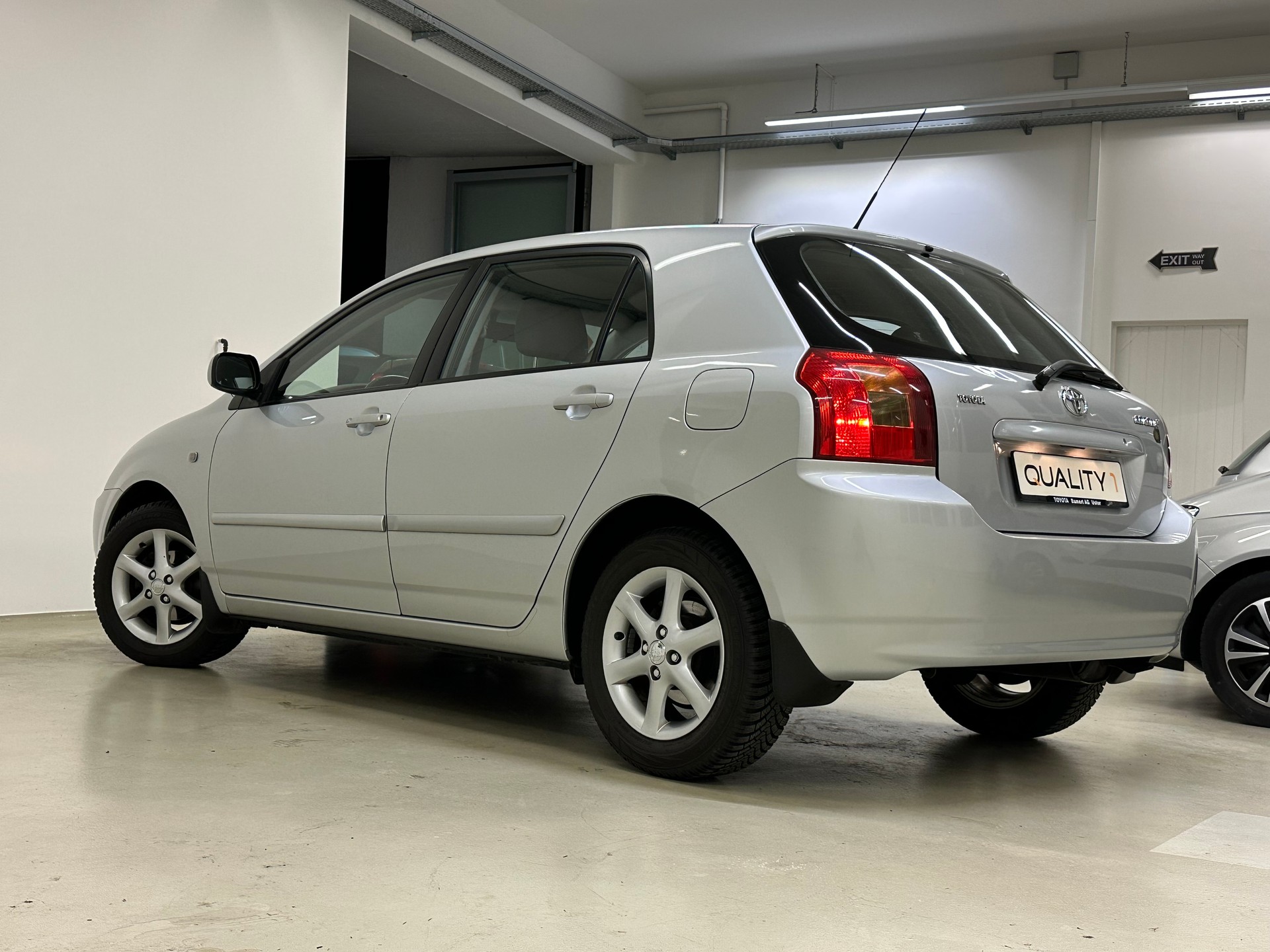 TOYOTA Corolla 1.6 Linea Sol-showroom-element-3