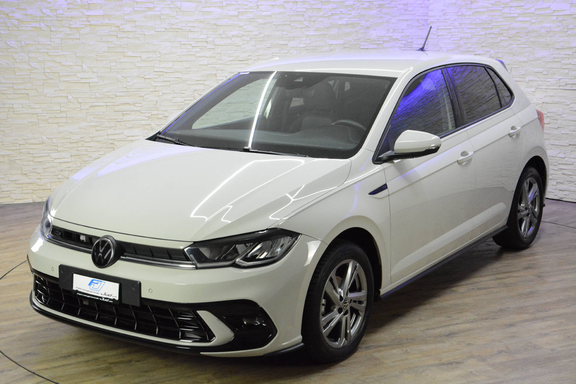 VW Polo 1.0 TSI R-Line DSG-image-6