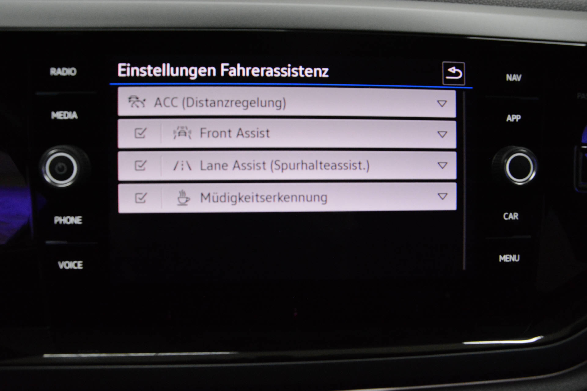 VW Polo 1.0 TSI R-Line DSG-image-15
